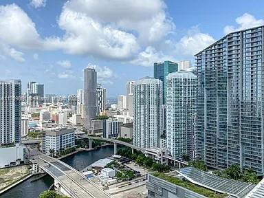 RISE CONDO - Residential