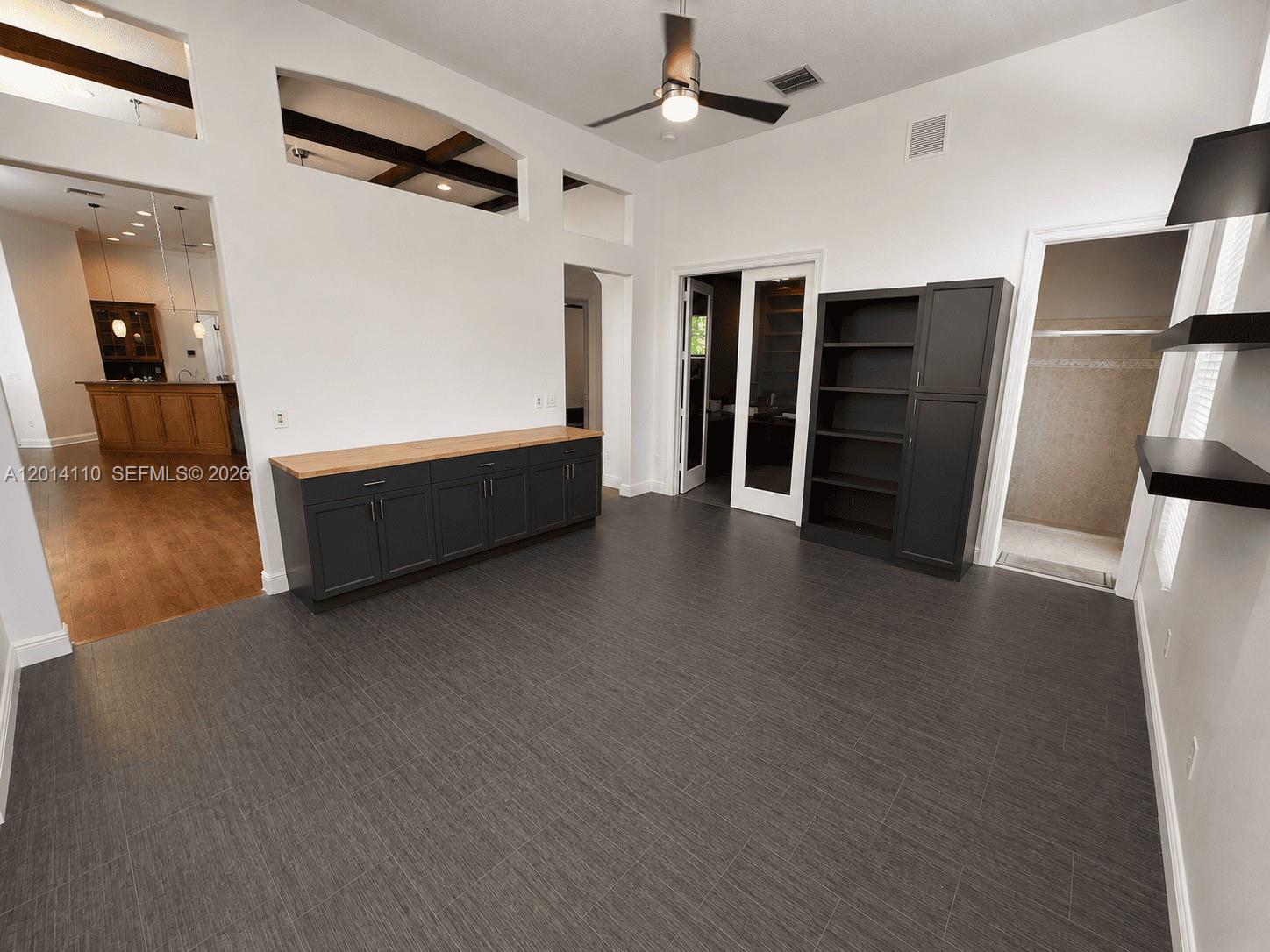 LONG LAKE RANCHES PLAT ON - Residential Lease