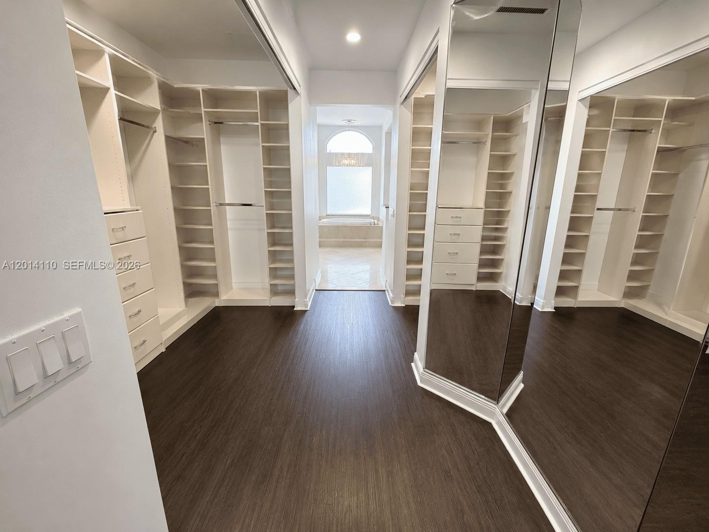 LONG LAKE RANCHES PLAT ON - Residential Lease