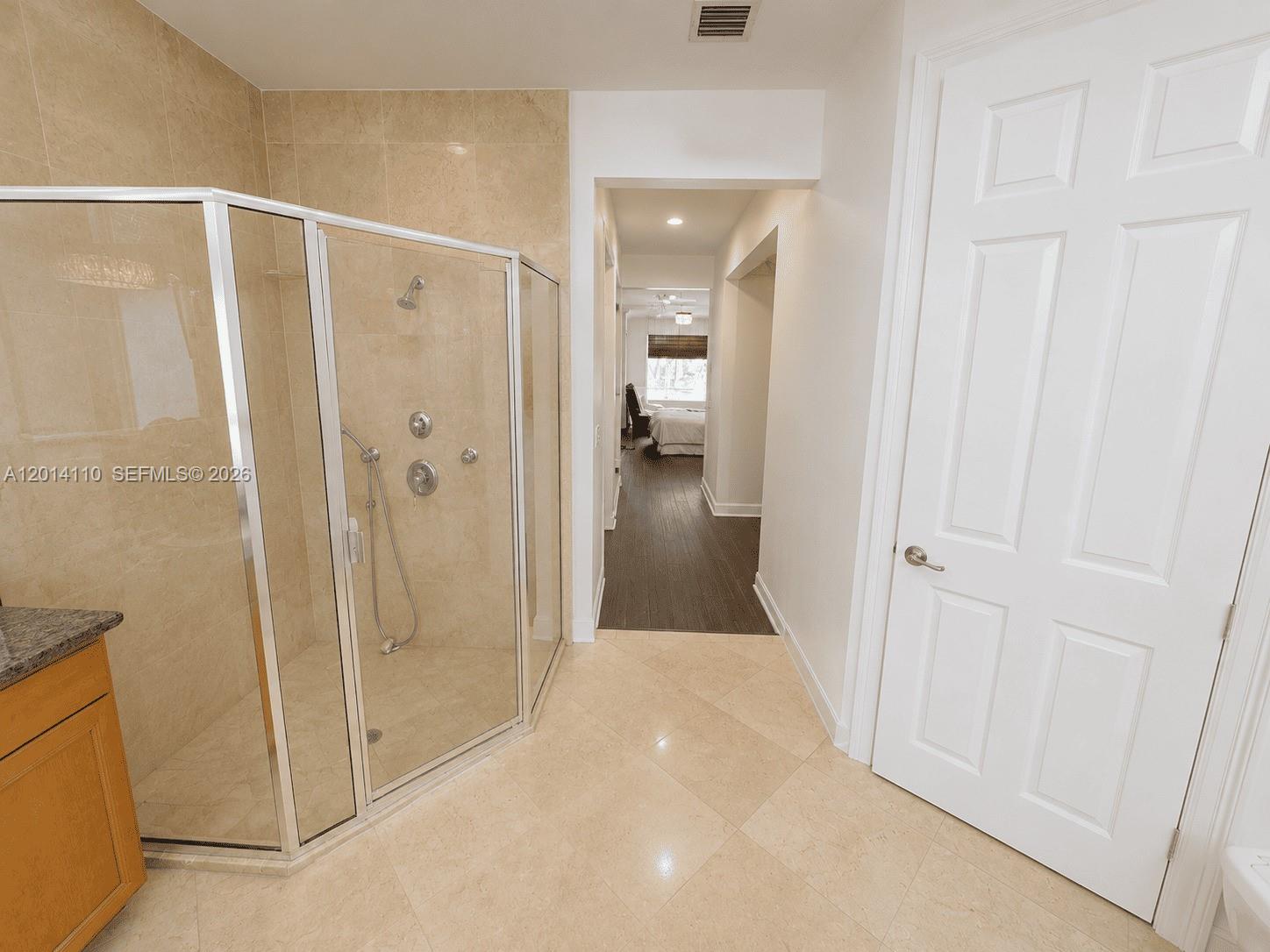 LONG LAKE RANCHES PLAT ON - Residential Lease