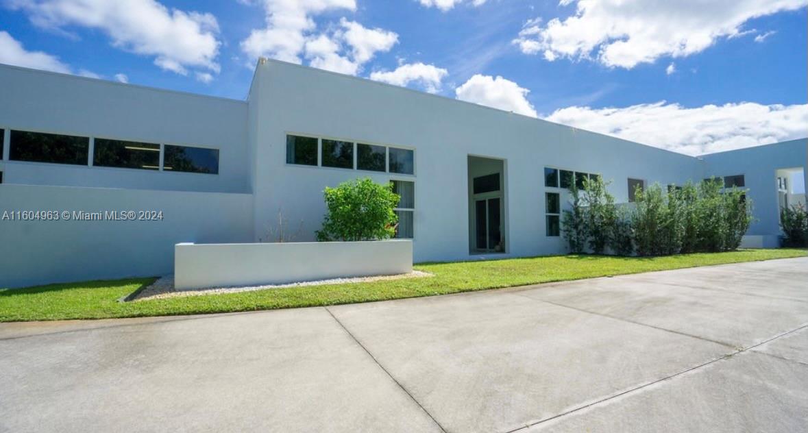 RANCH COLONY - Residential Lease