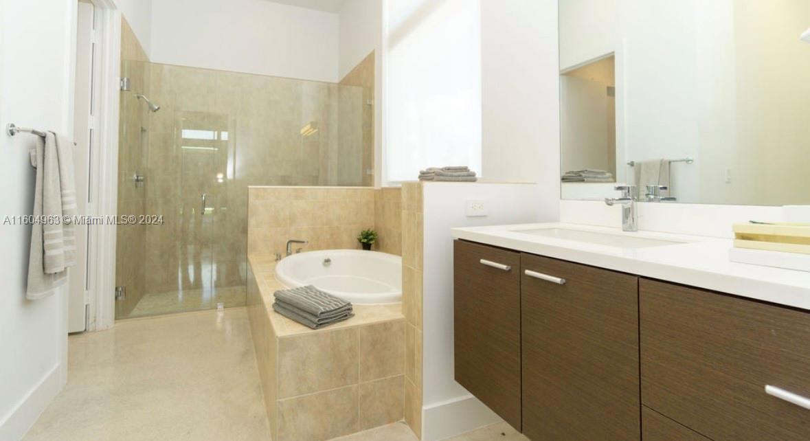 RANCH COLONY - Residential Lease