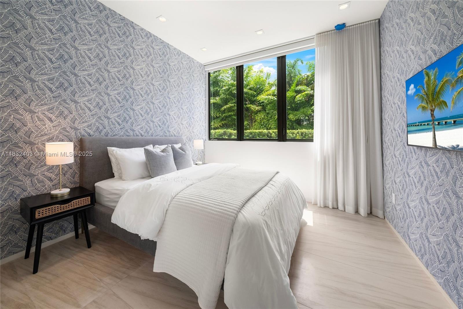 GRANADA PARK AMD - Residential