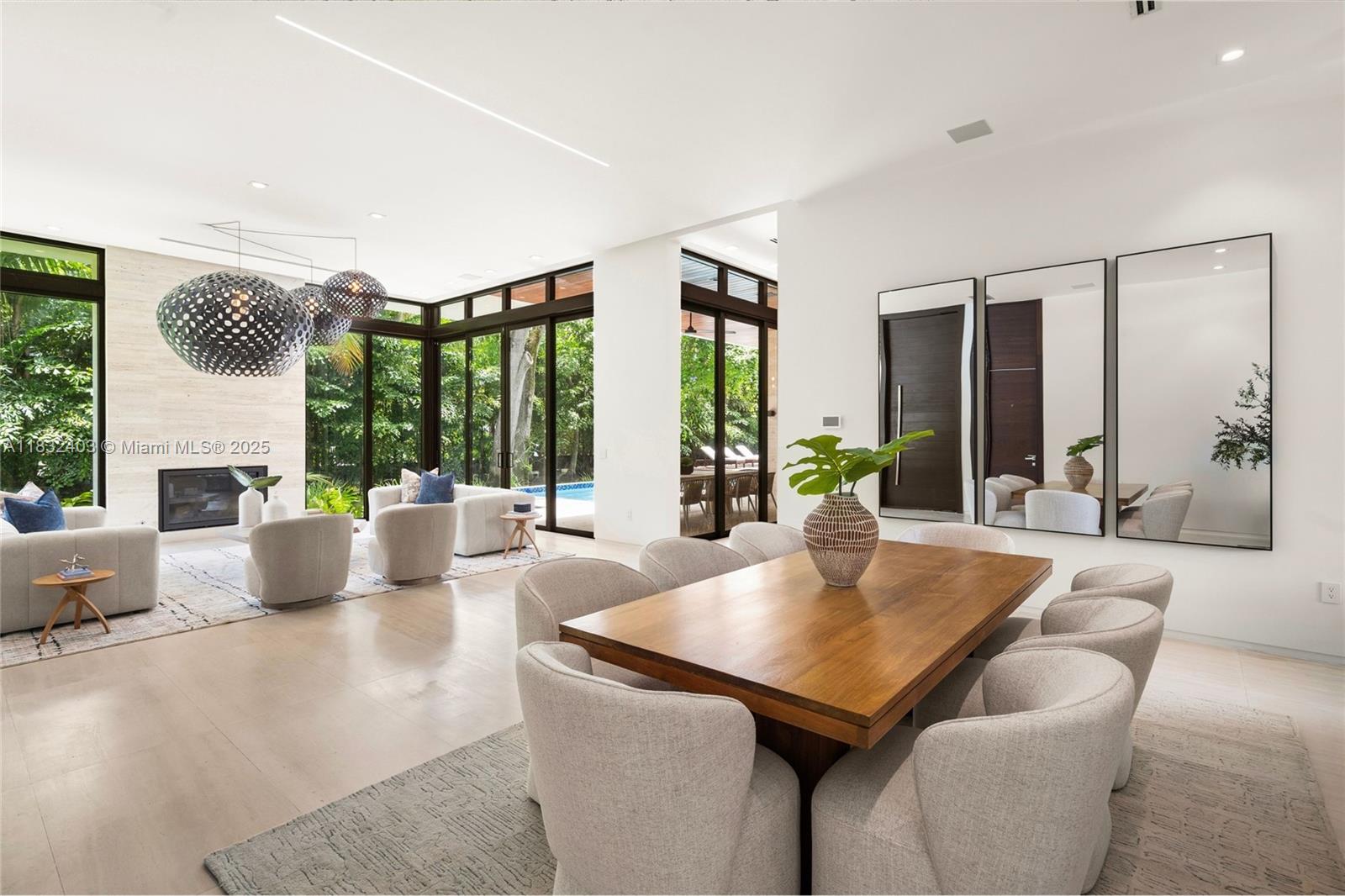 GRANADA PARK AMD - Residential