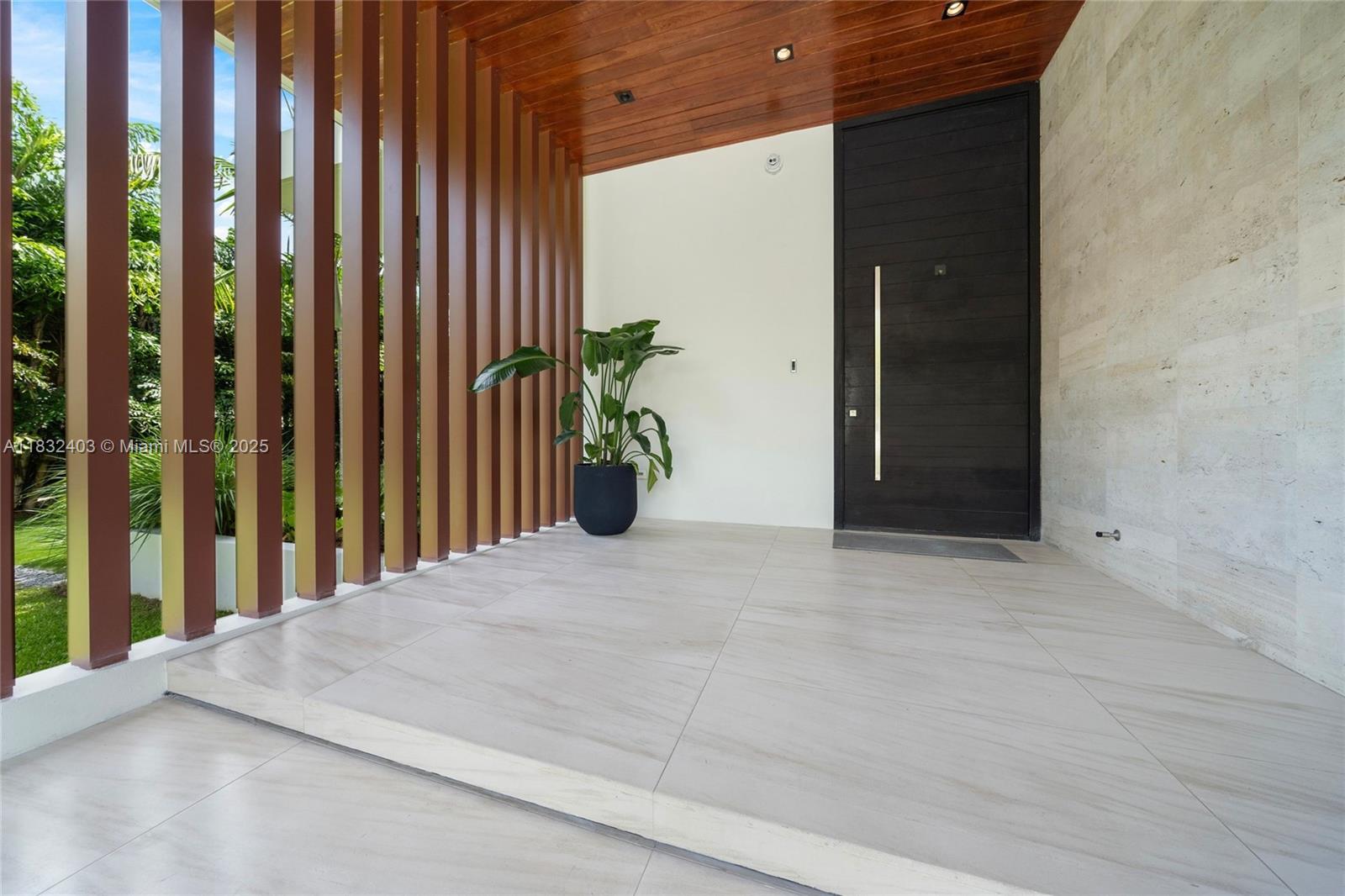 GRANADA PARK AMD - Residential