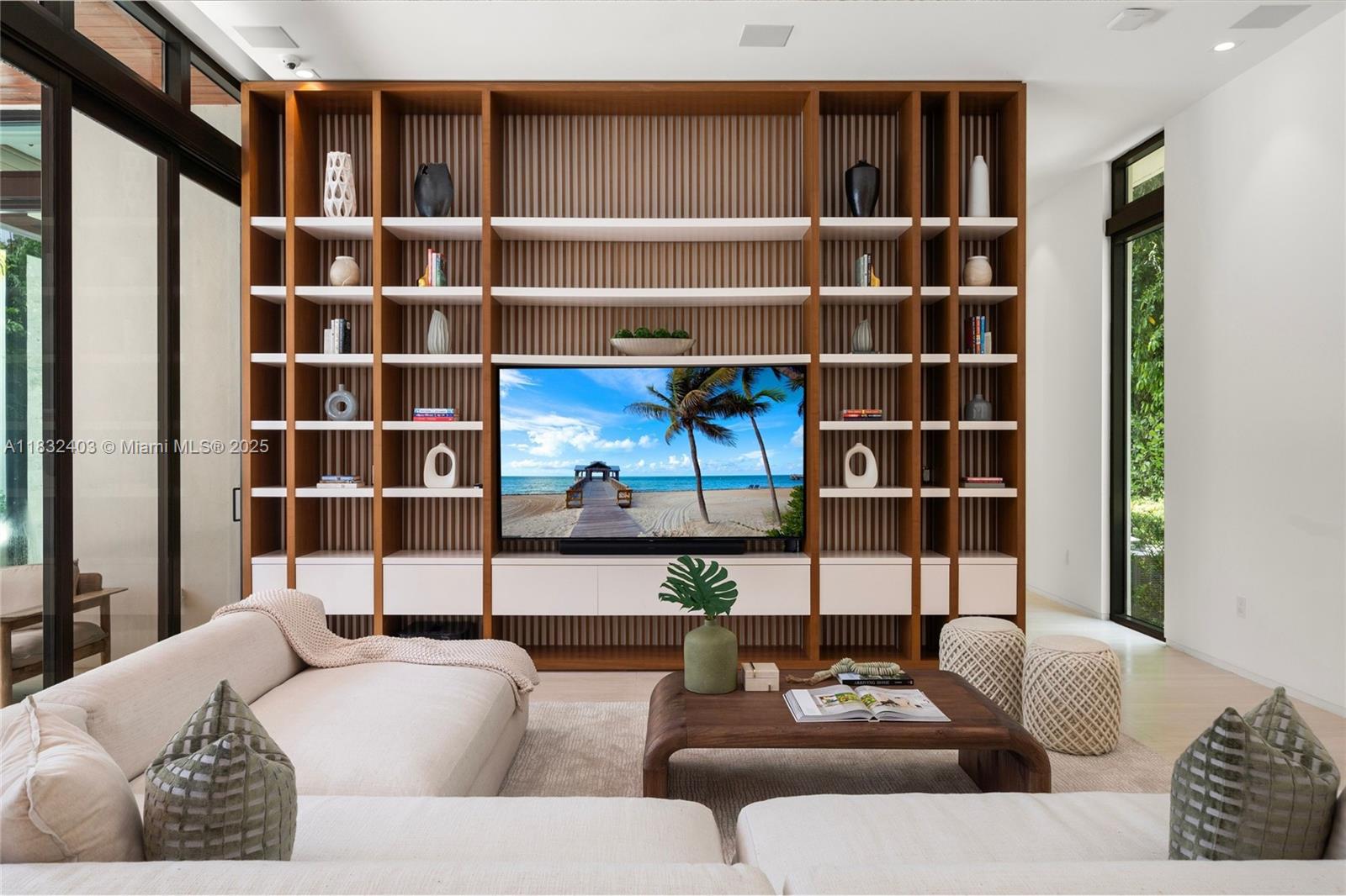 GRANADA PARK AMD - Residential