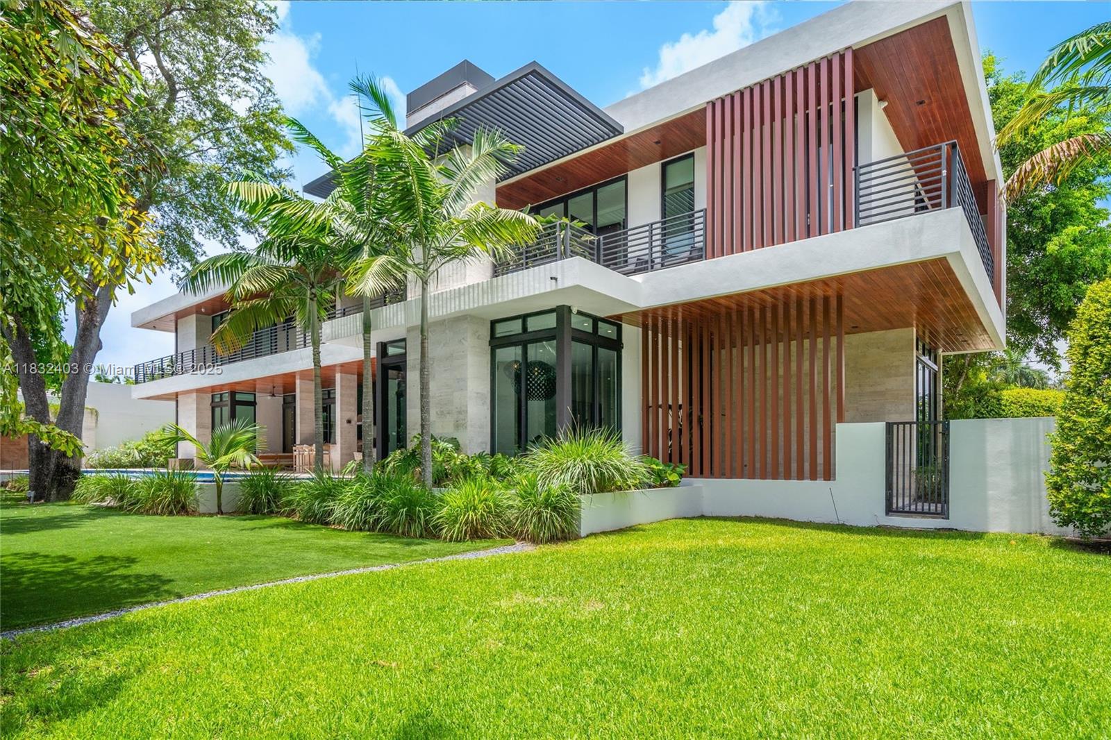 GRANADA PARK AMD - Residential