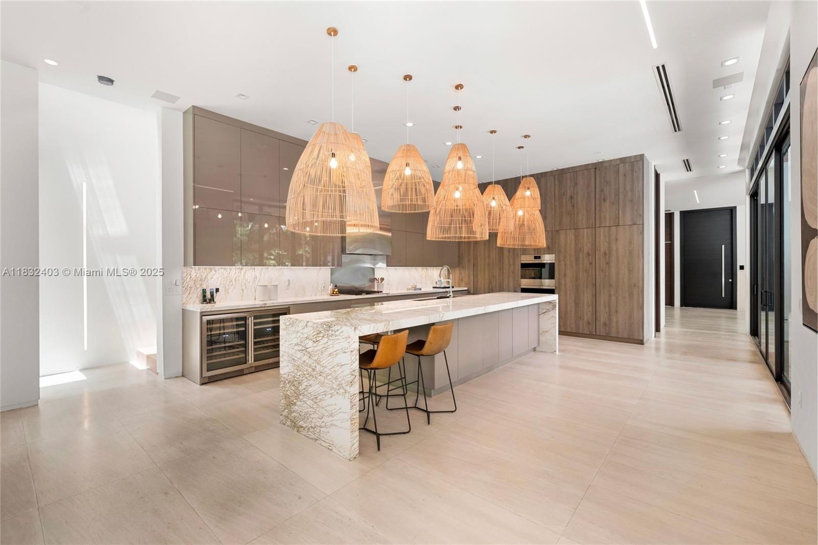 GRANADA PARK AMD - Residential