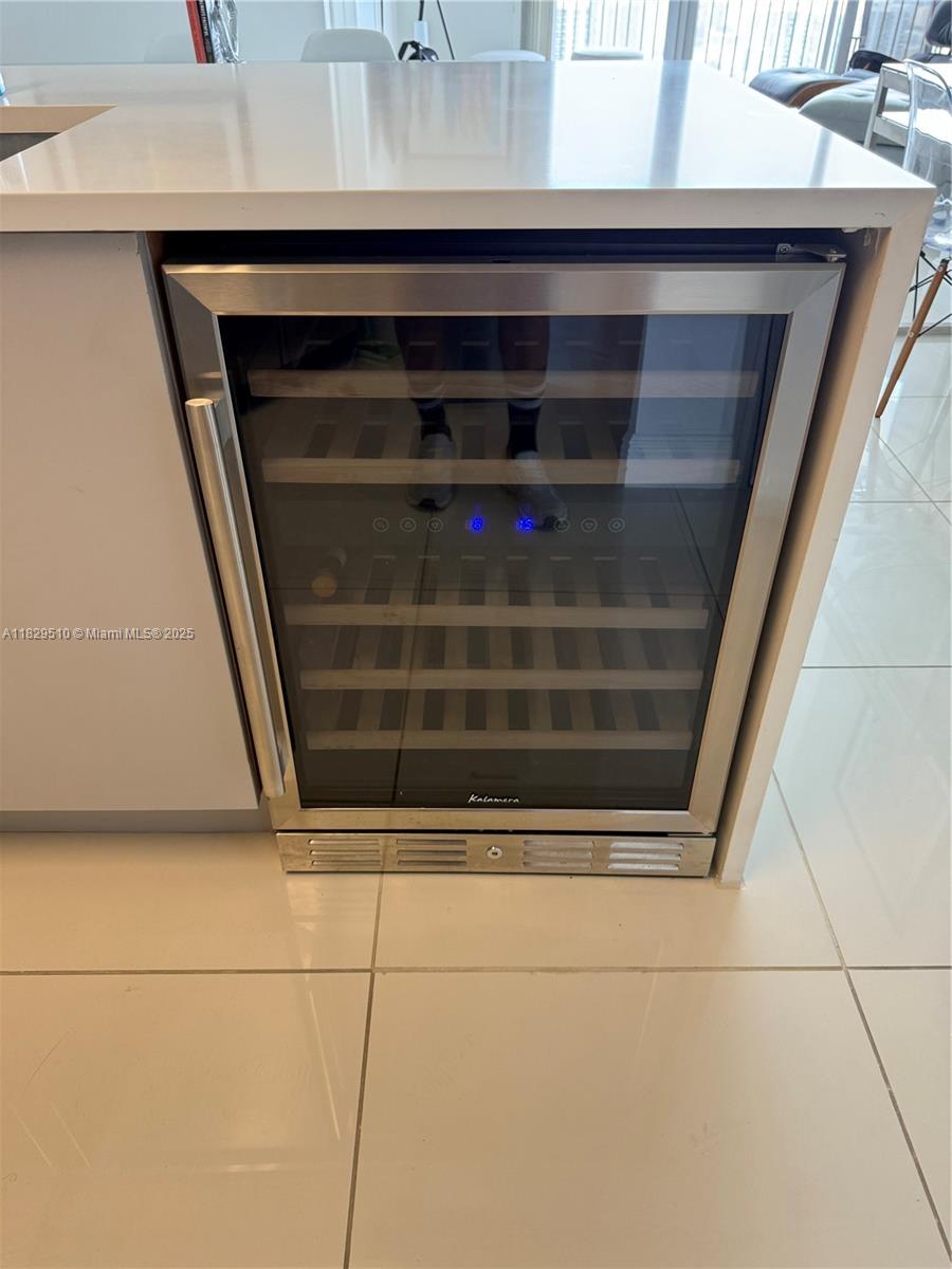 OPERA TOWER CONDO - Residential