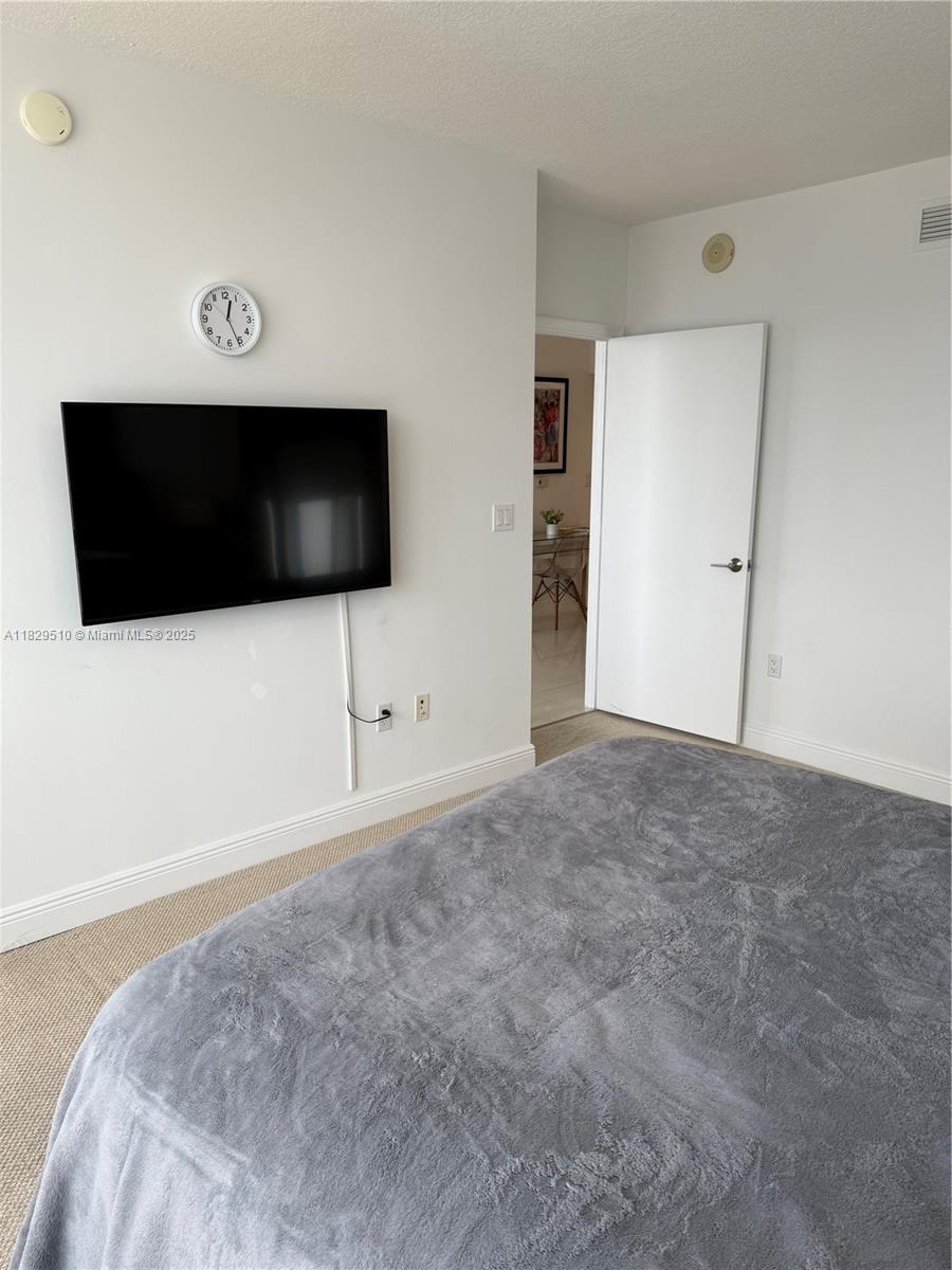 OPERA TOWER CONDO - Residential