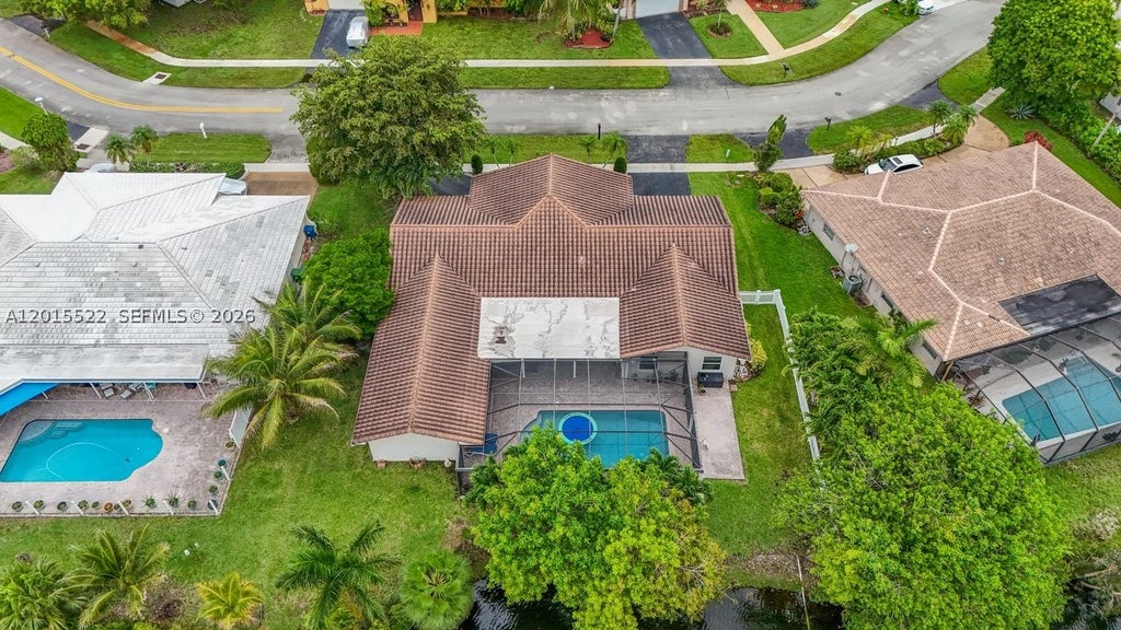 Photo of 16530 Lake Tree Dr #16530, Weston, FL 33326 (MLS # A12015522)