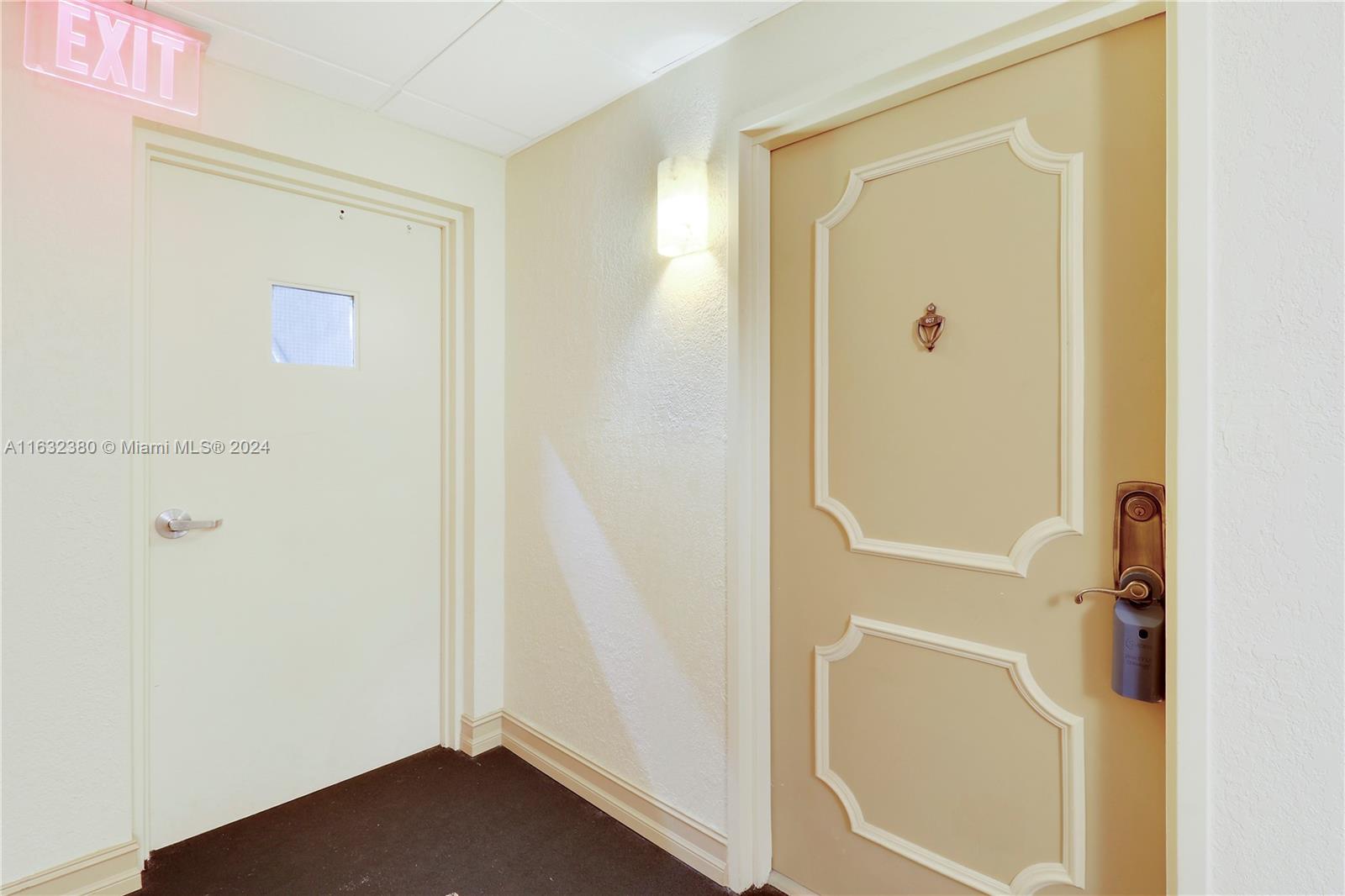 AQUARIUS CONDO - Residential