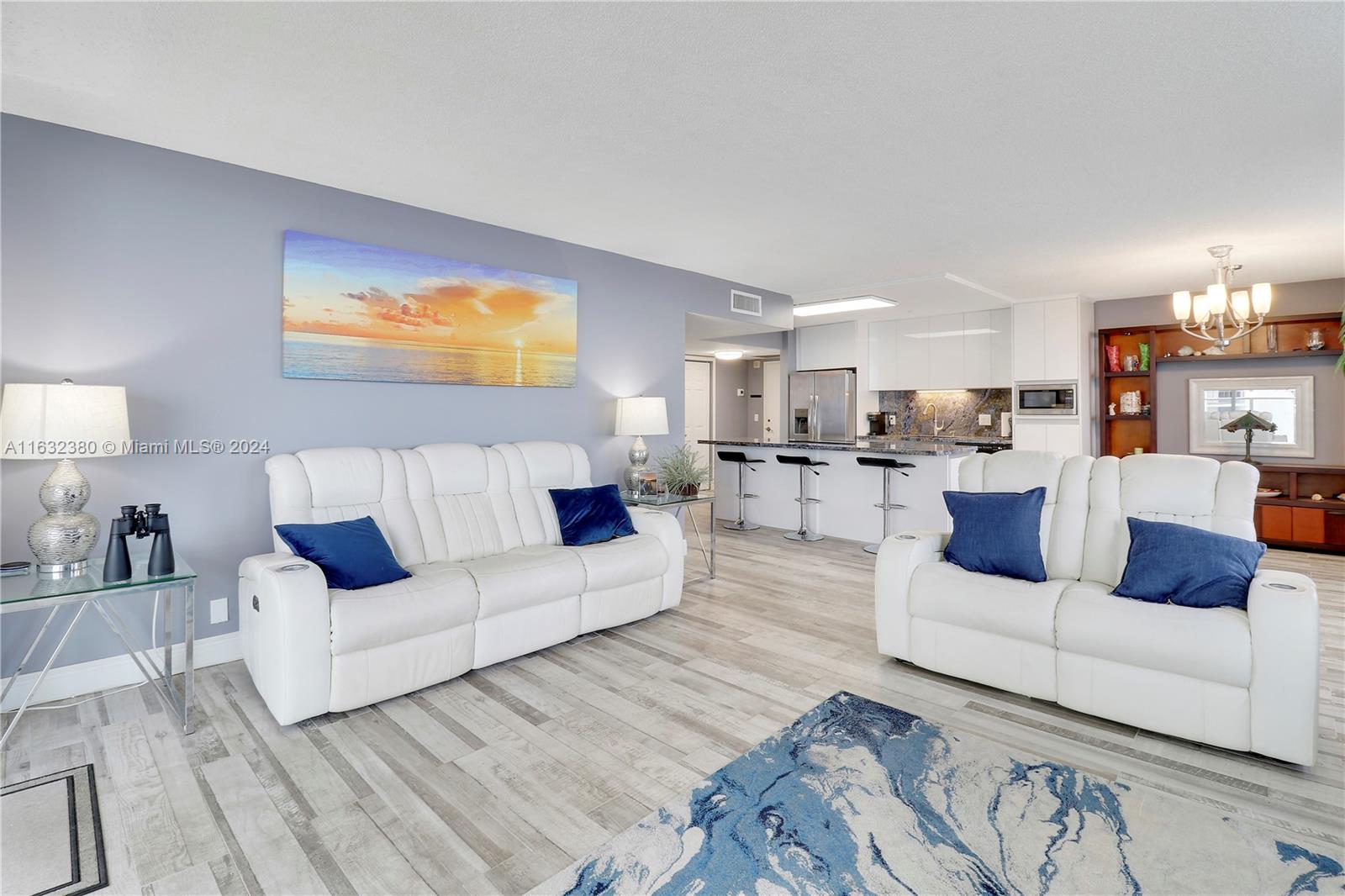 AQUARIUS CONDO - Residential