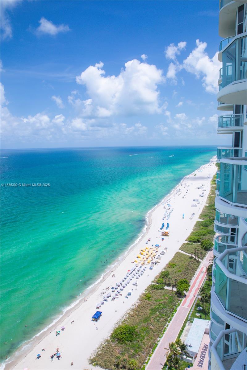 AKOYA CONDO - Residential Lease