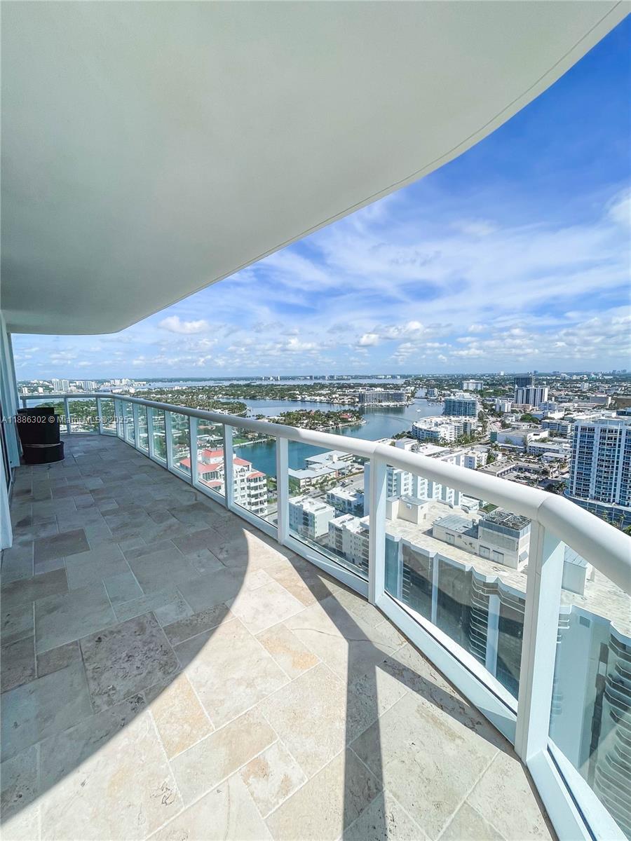 AKOYA CONDO - Residential Lease