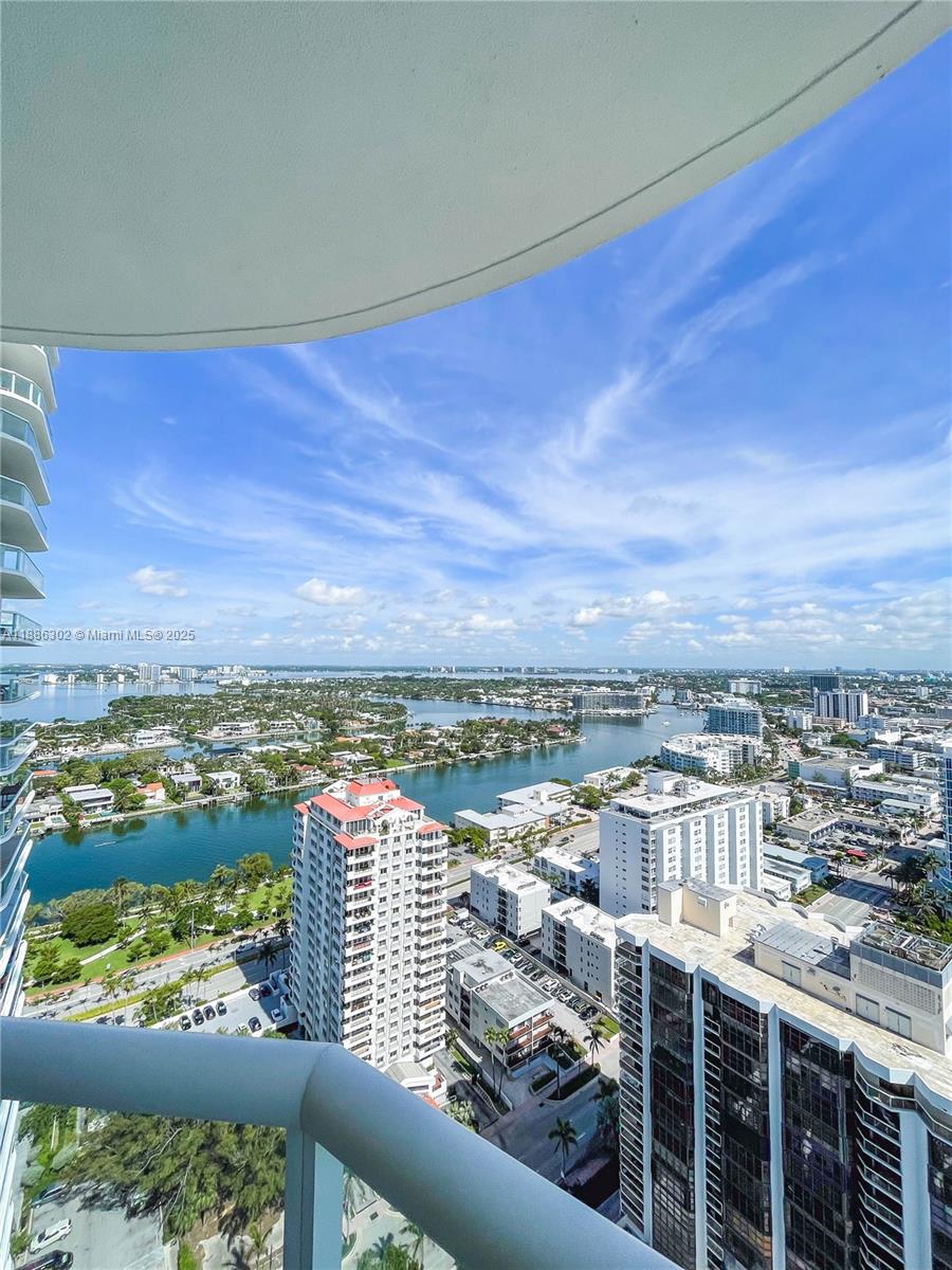 AKOYA CONDO - Residential Lease