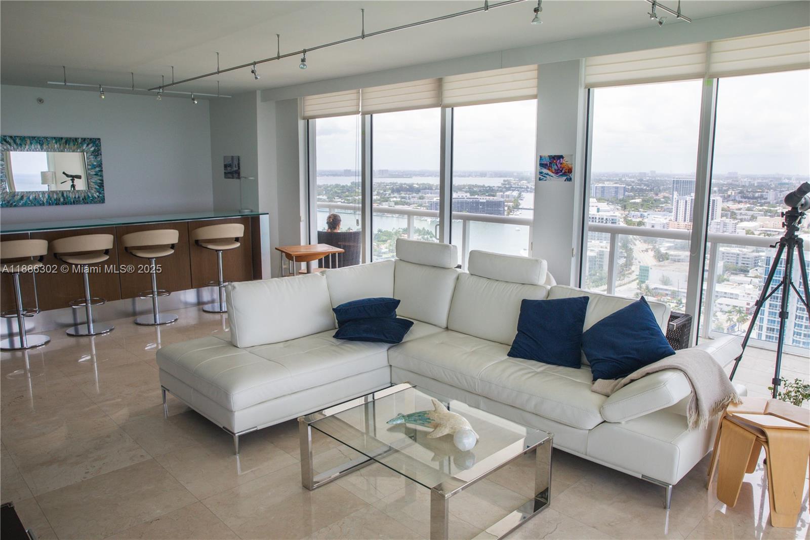 AKOYA CONDO - Residential Lease