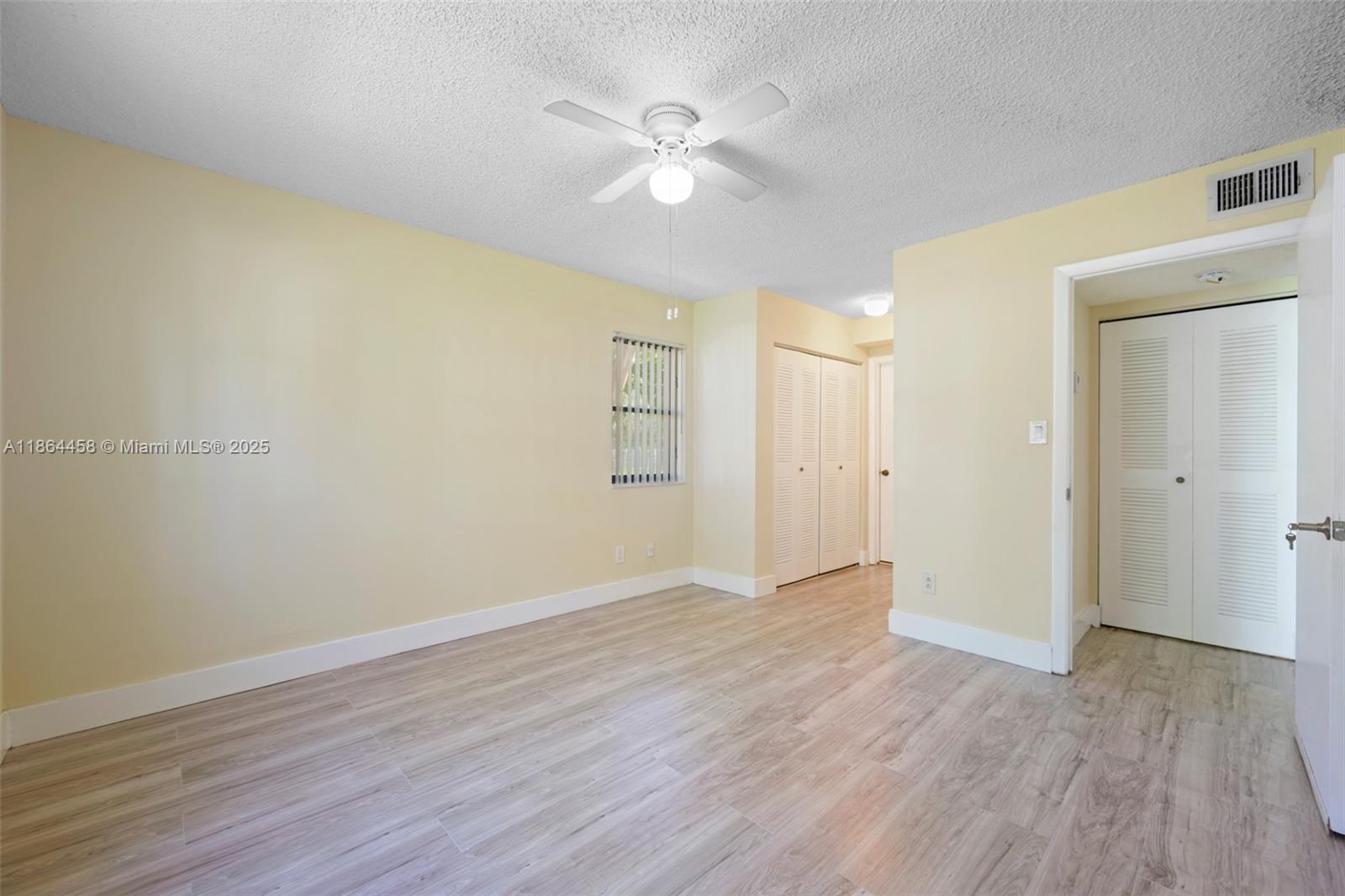 HOLLYWOOD PARC CONDOMINIUM - Residential