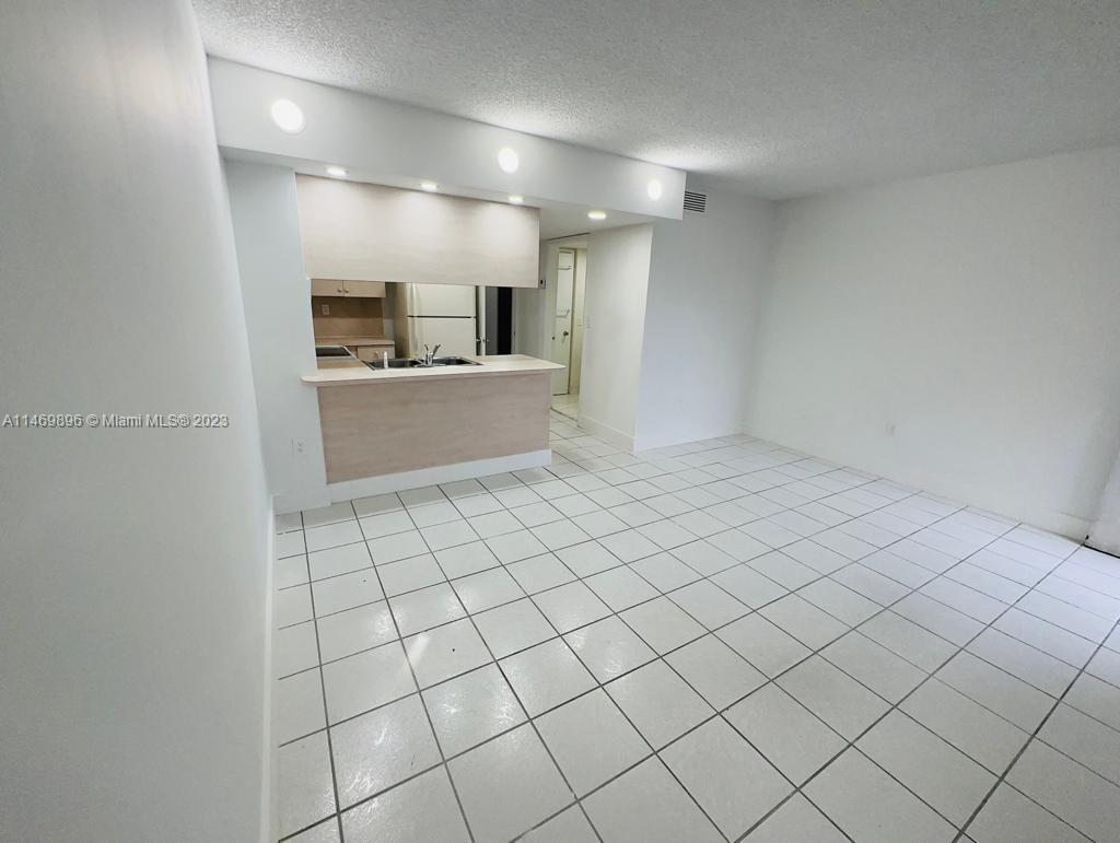 HIALEAH CLUB VILLAS CONDO - Residential Lease