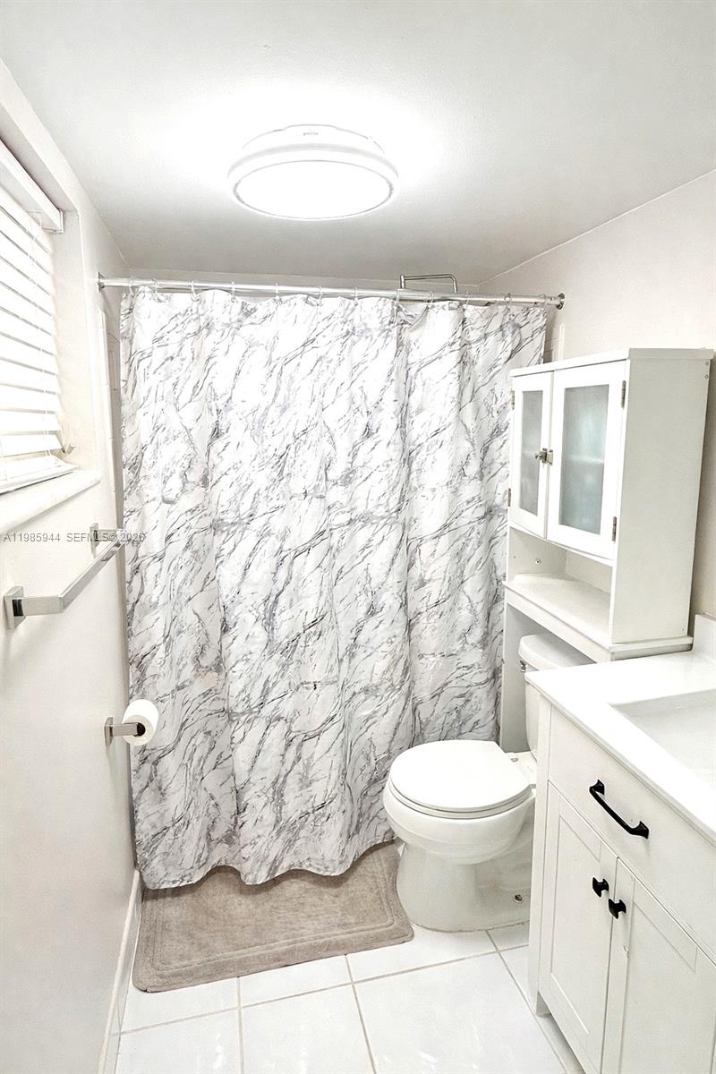HALSTEAD APTS CONDO - Residential