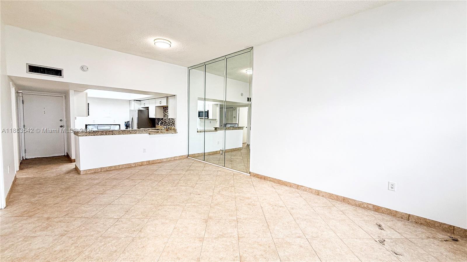 BUCKLEY TOWERS CONDO - EA - Residential
