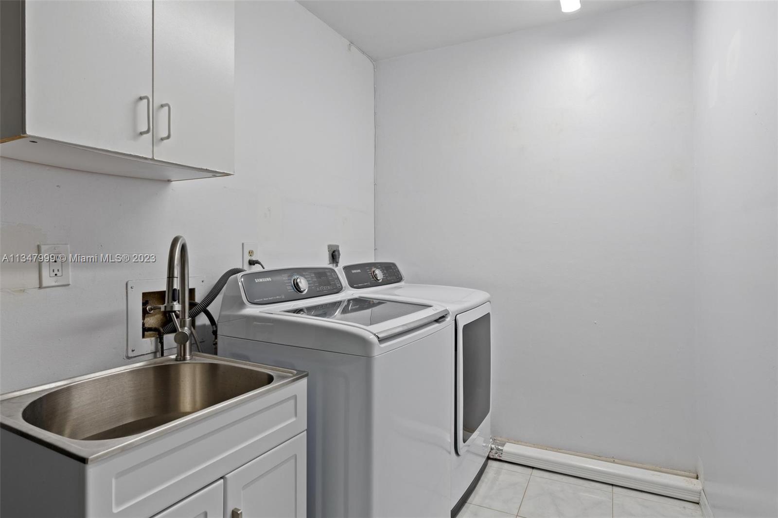Photo 14 of 32 of 13341 SW 88th Ter E townhome
