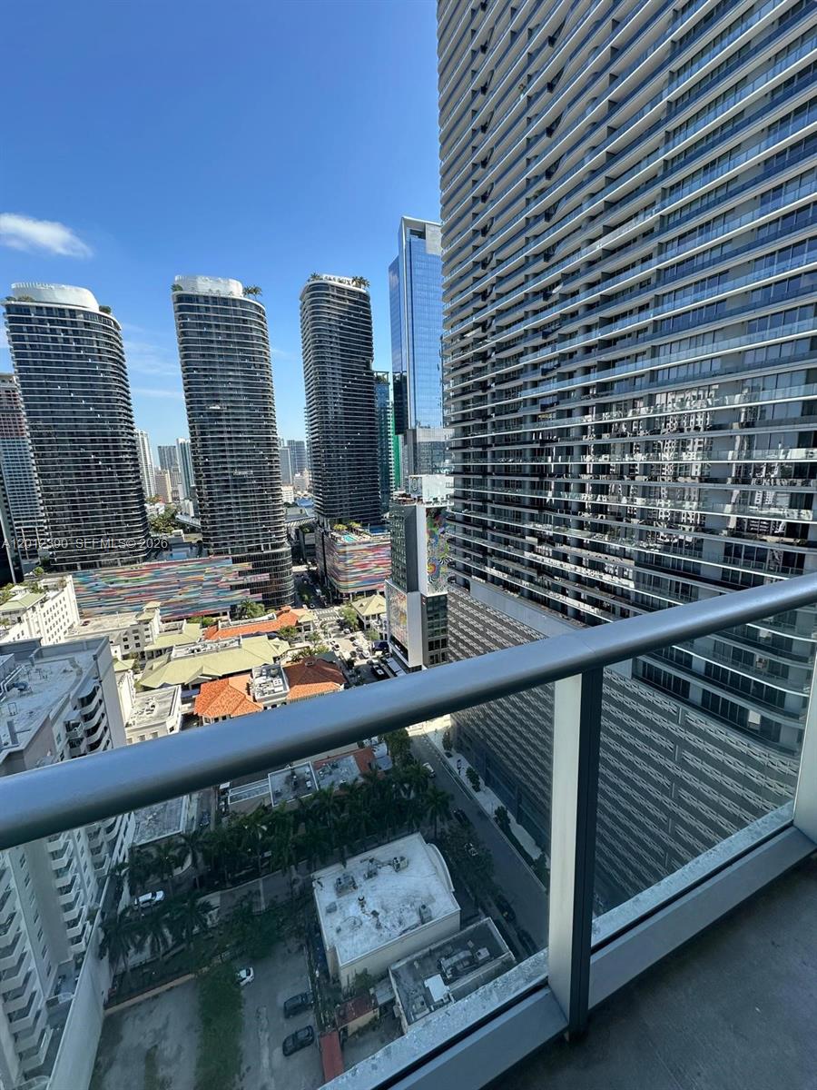1100 S Miami Ave 2608