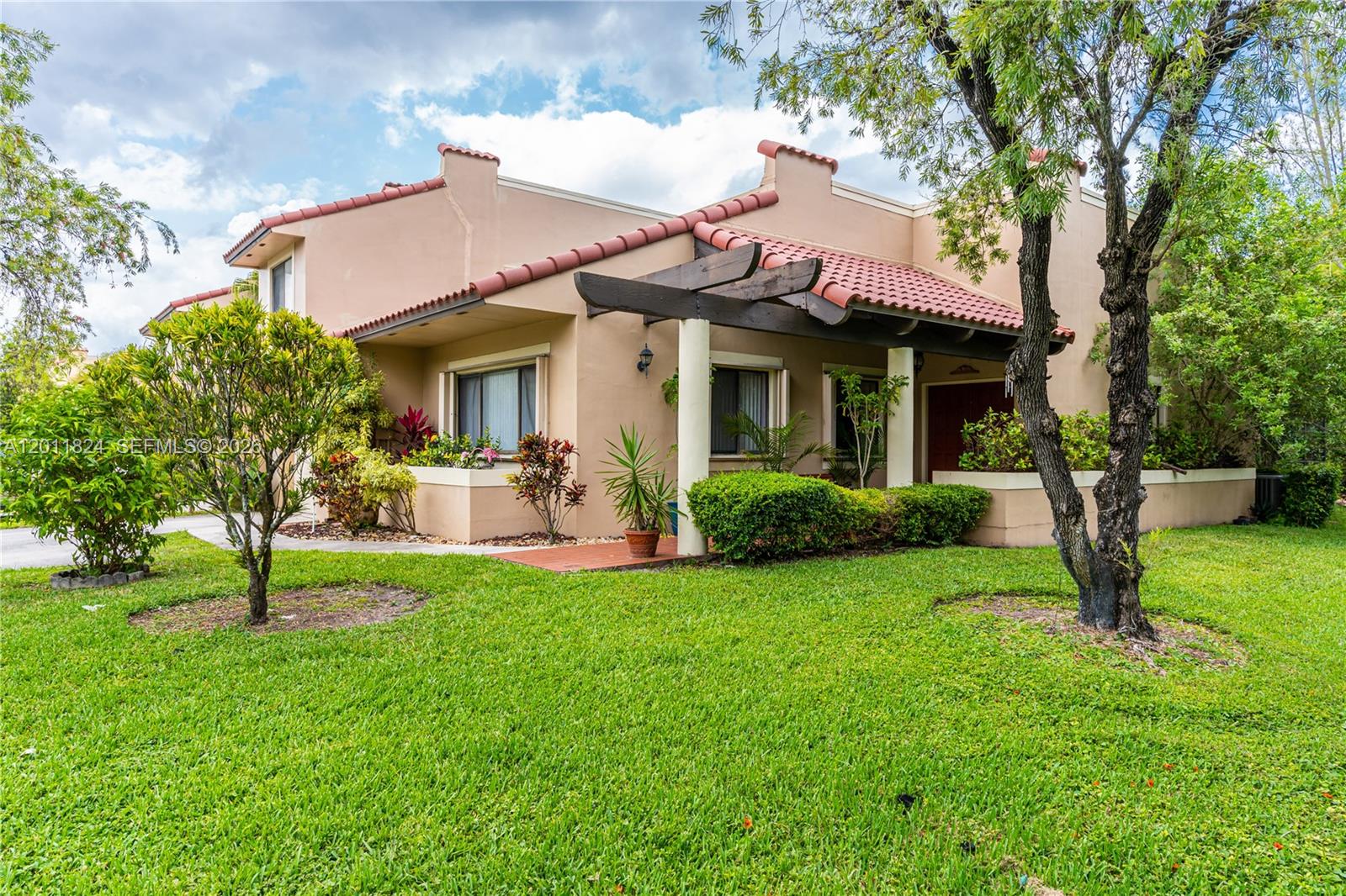 COSTA DEL SOL CONDO C - Residential Lease