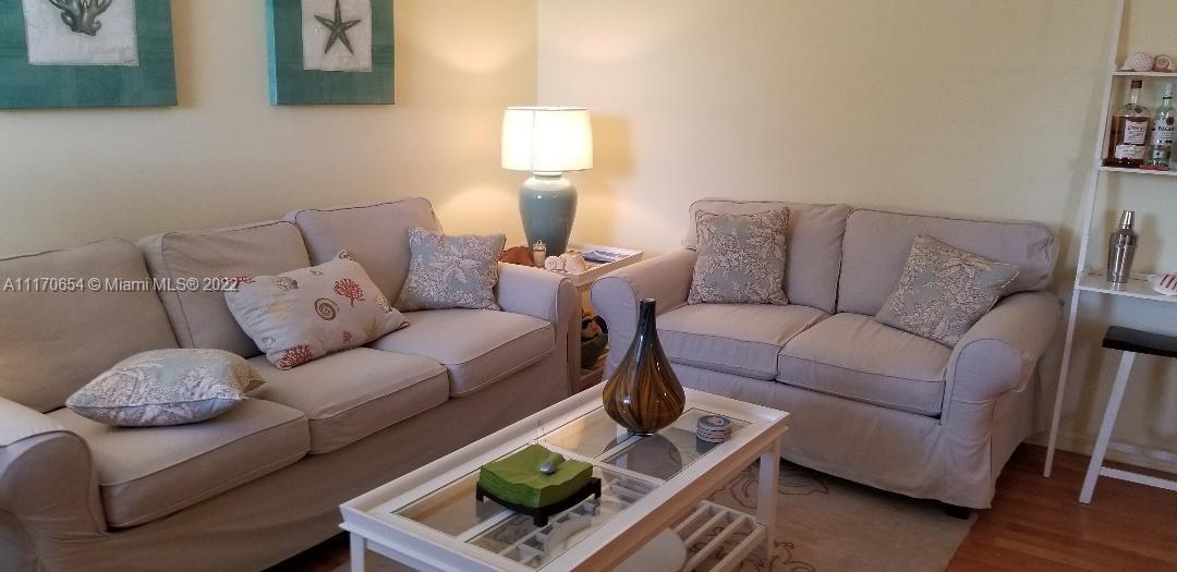 NORTH BAY VILLAS CONDO - Residential Lease