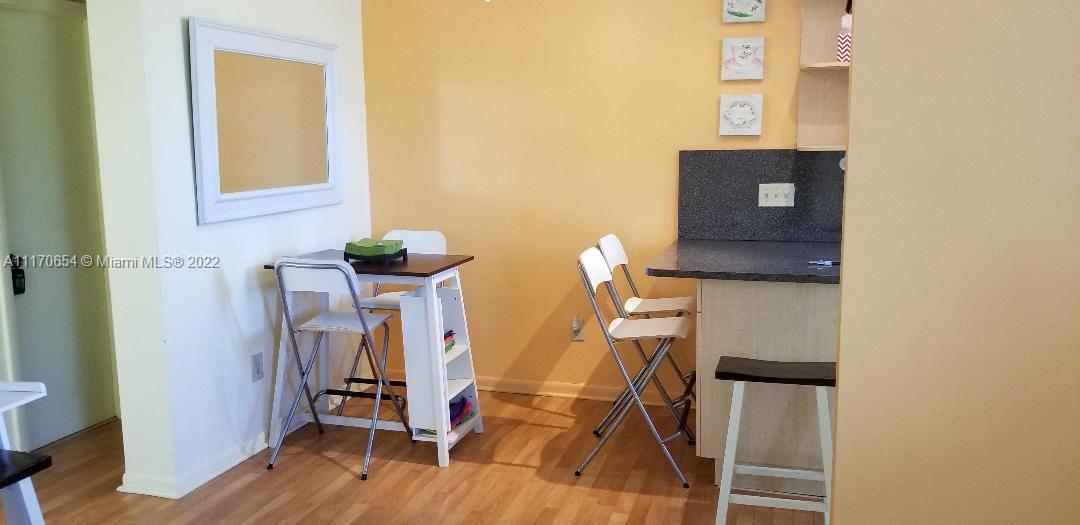 NORTH BAY VILLAS CONDO - Residential Lease