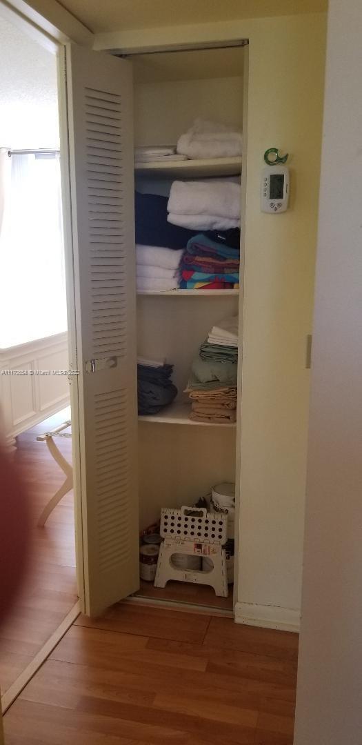 NORTH BAY VILLAS CONDO - Residential Lease