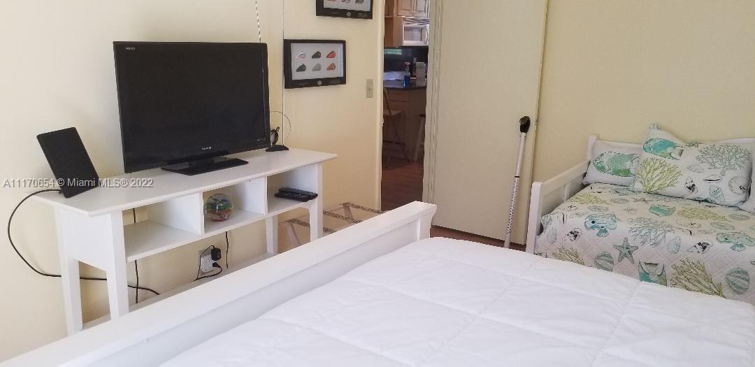 NORTH BAY VILLAS CONDO - Residential Lease