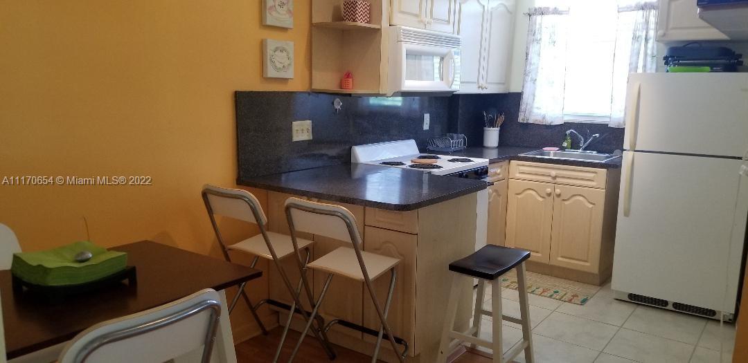 NORTH BAY VILLAS CONDO - Residential Lease