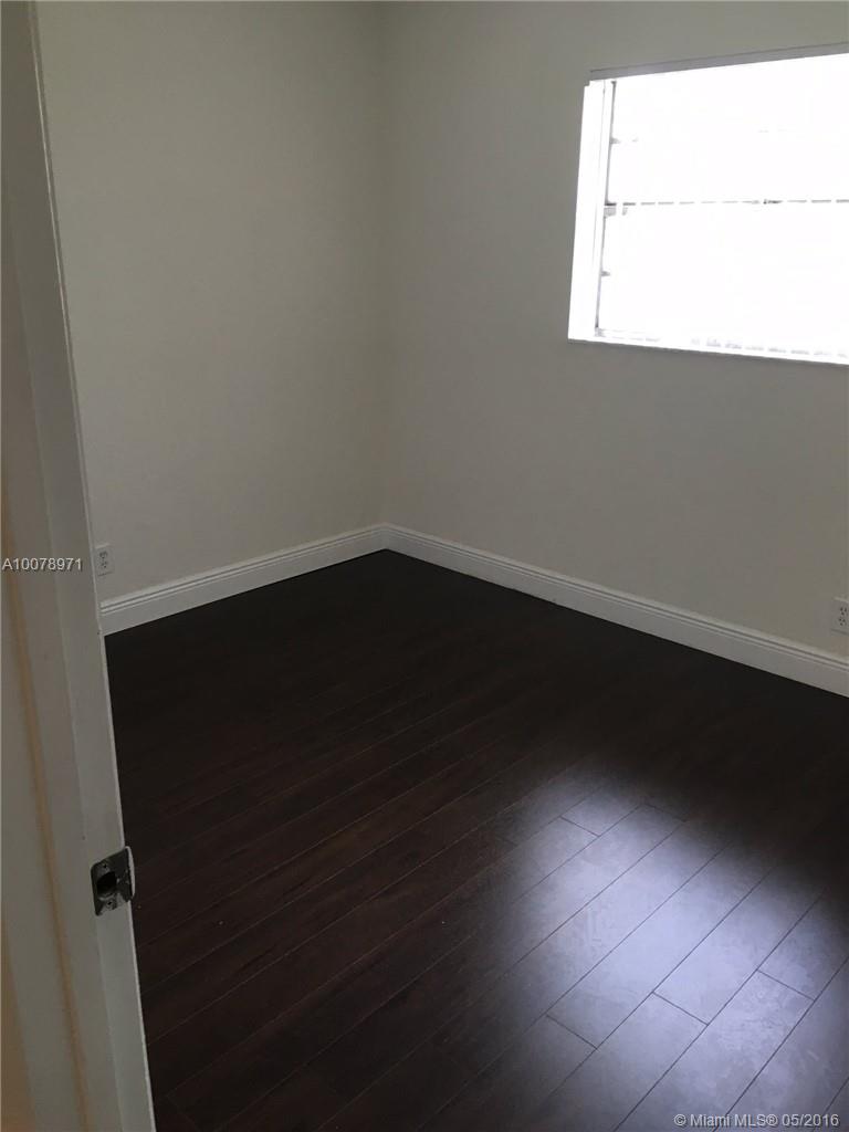 LAKESIDE CONDO AT LAUDERD - Residential Lease