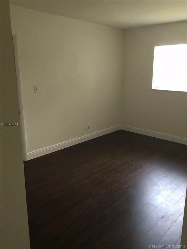 LAKESIDE CONDO AT LAUDERD - Residential Lease