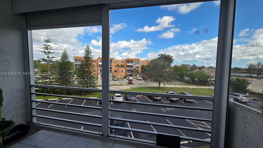 QUAIL RUN OF SUNRISE - Residential Lease