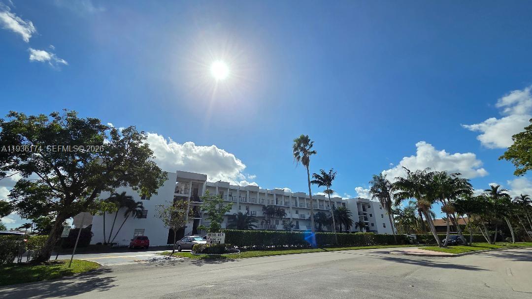 QUAIL RUN OF SUNRISE - Residential Lease