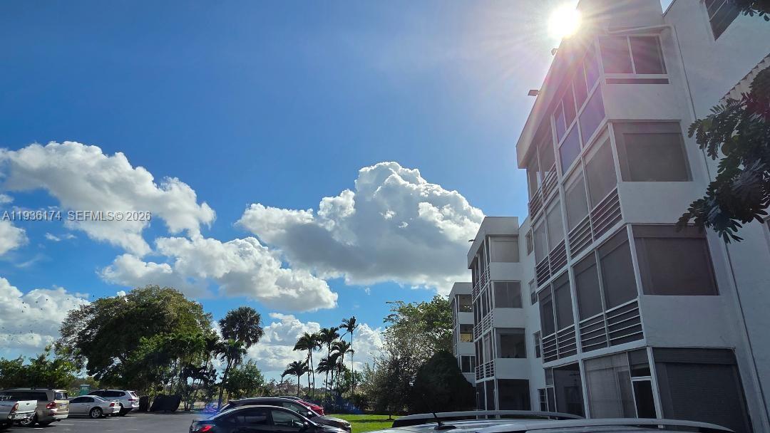 QUAIL RUN OF SUNRISE - Residential Lease