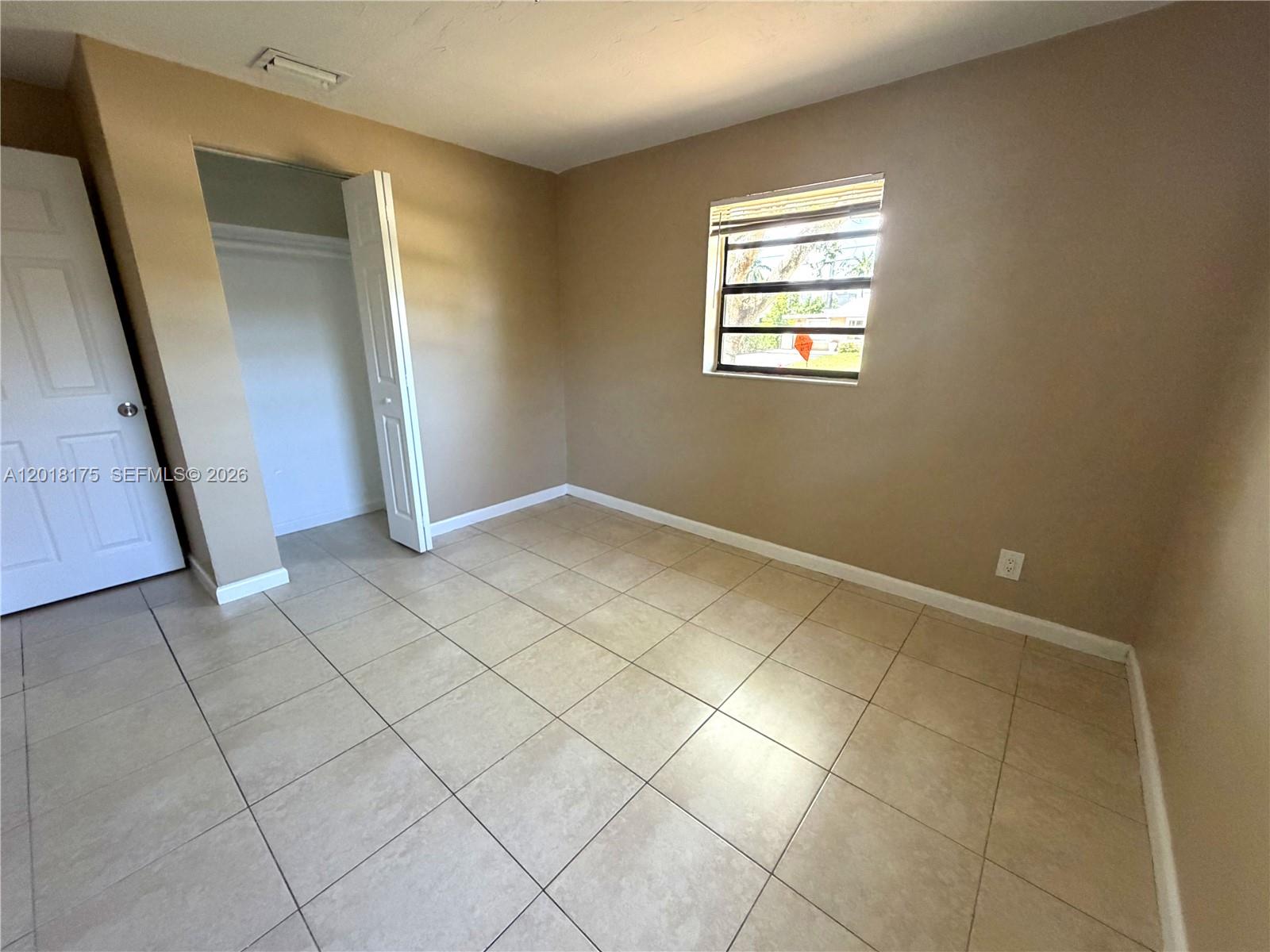 PLAYLAND ISLES - Residential