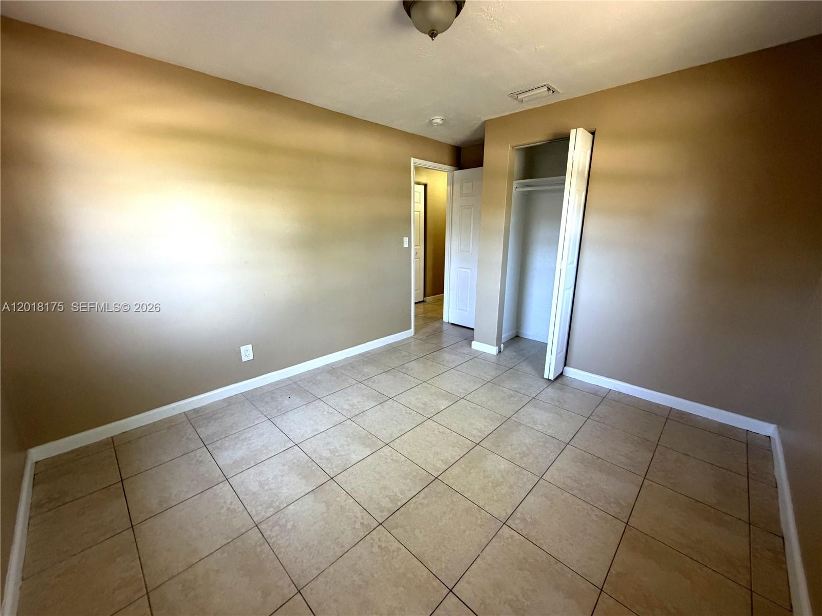 PLAYLAND ISLES - Residential