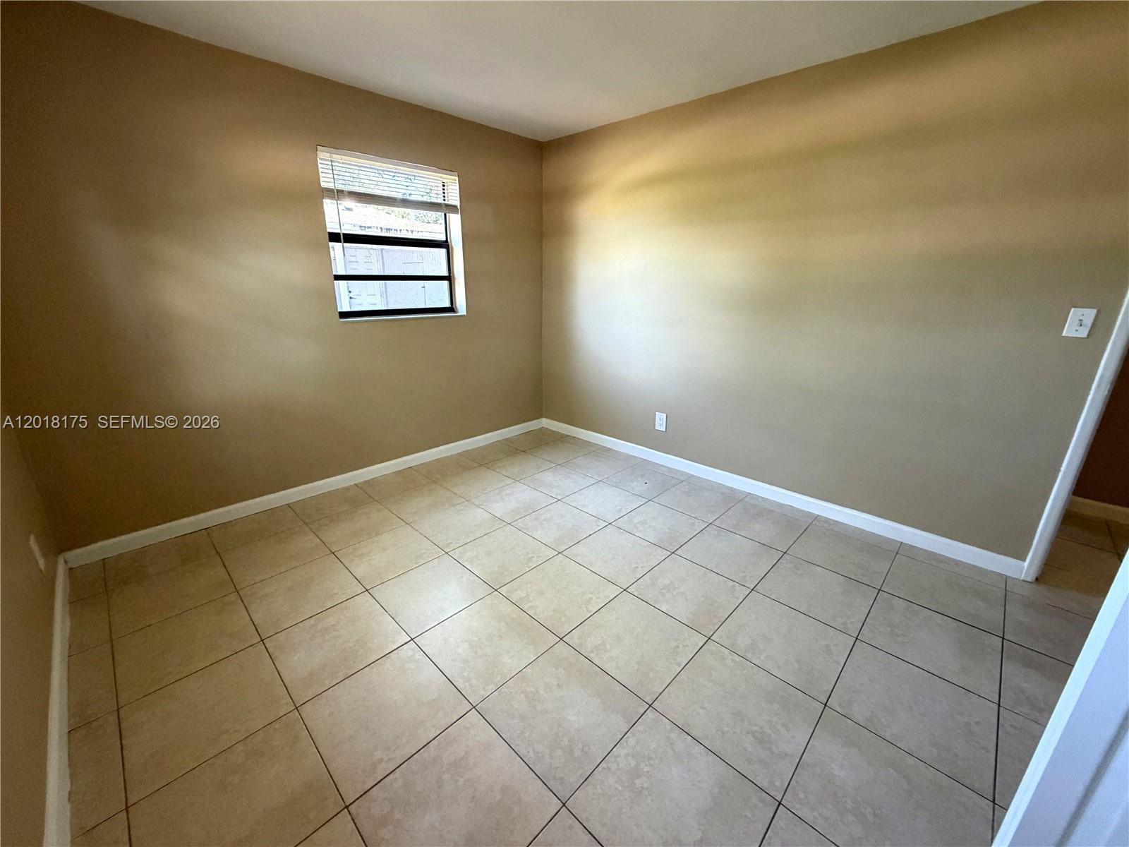 PLAYLAND ISLES - Residential