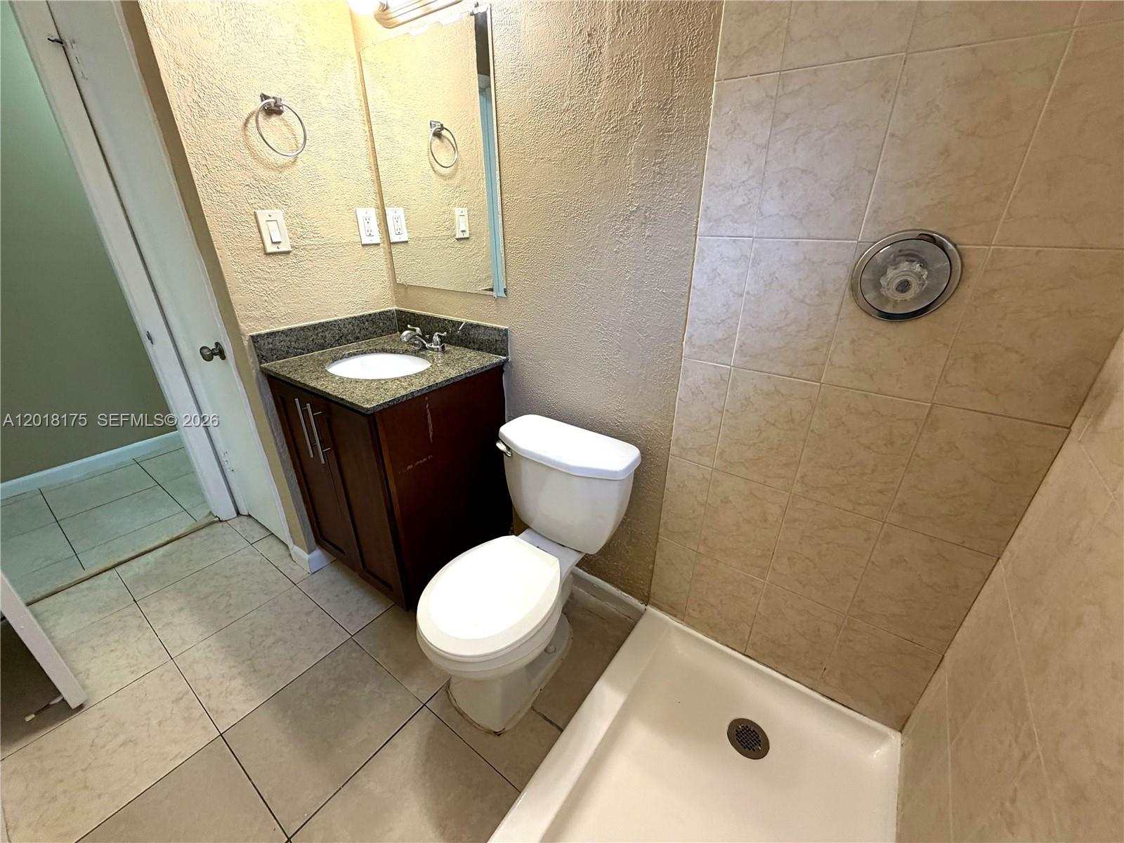 PLAYLAND ISLES - Residential
