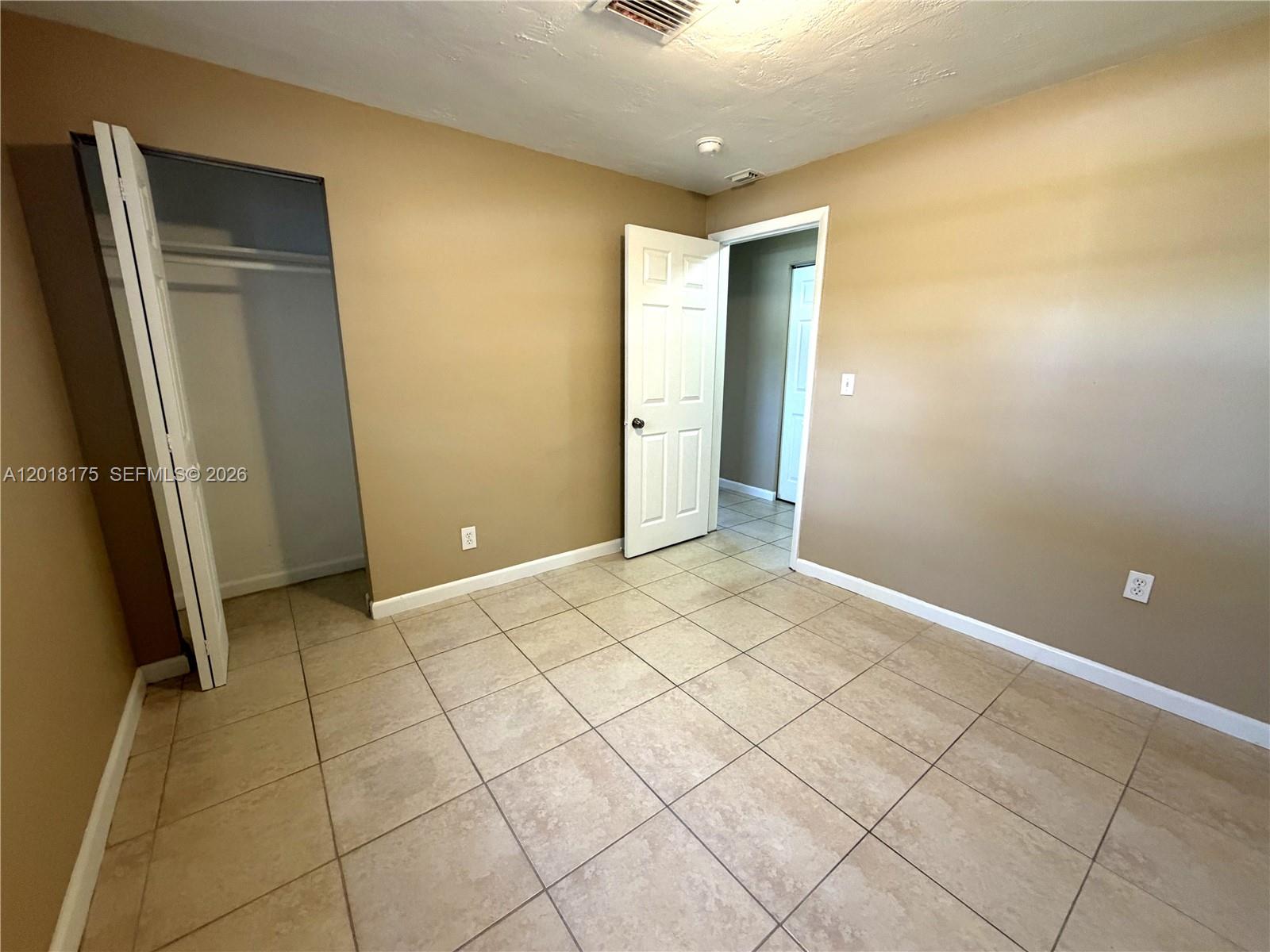 PLAYLAND ISLES - Residential