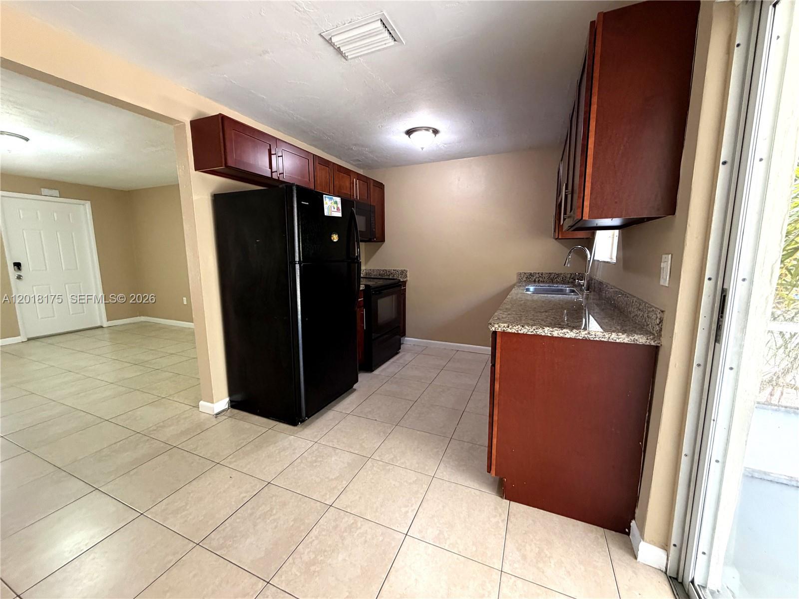 PLAYLAND ISLES - Residential