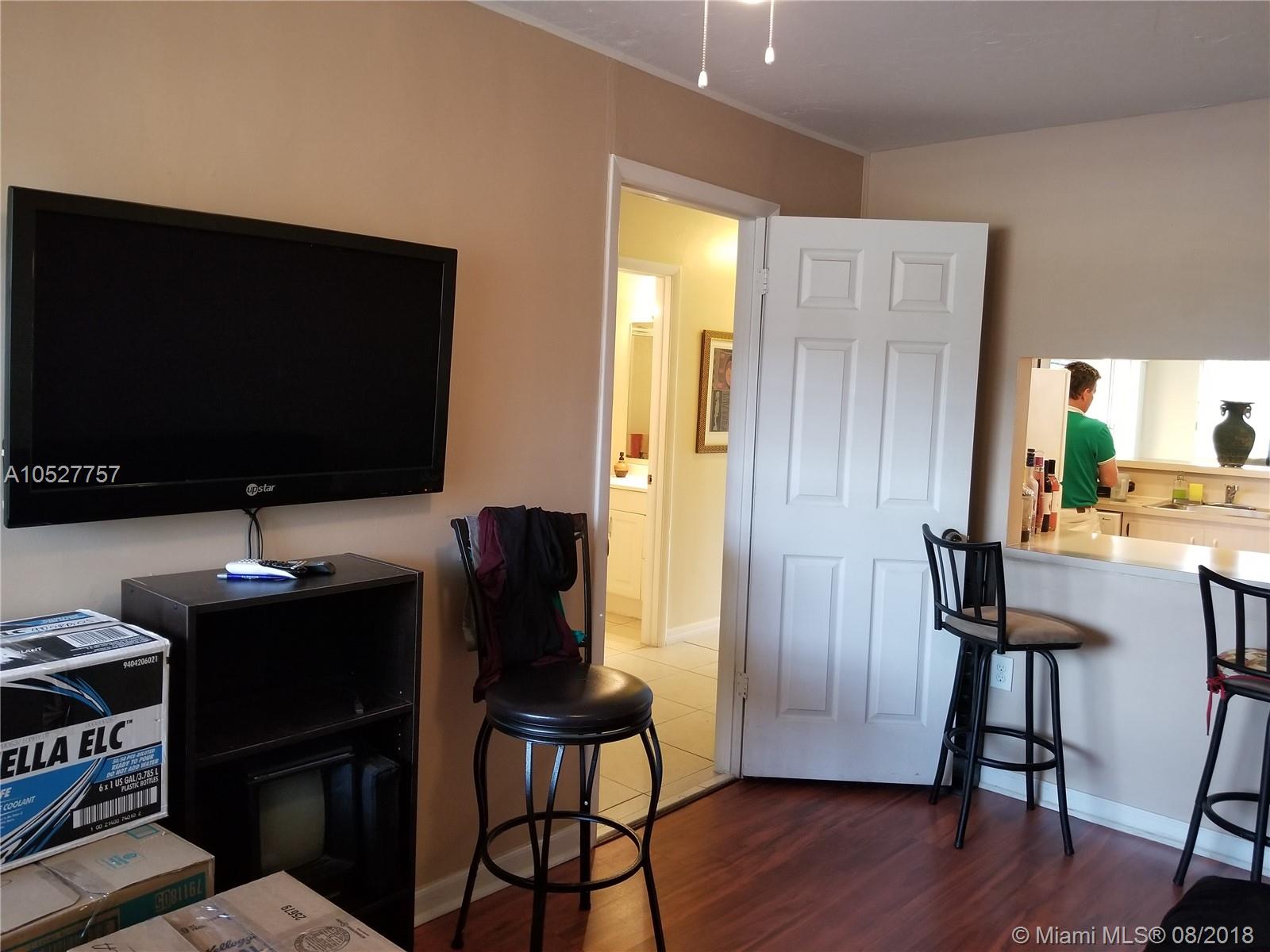 TENNIS VIEW CONDO PH I - Residential