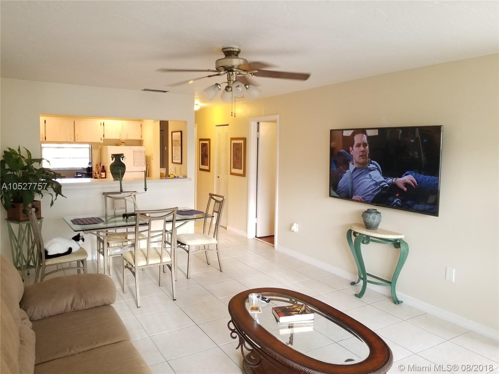 TENNIS VIEW CONDO PH I - Residential