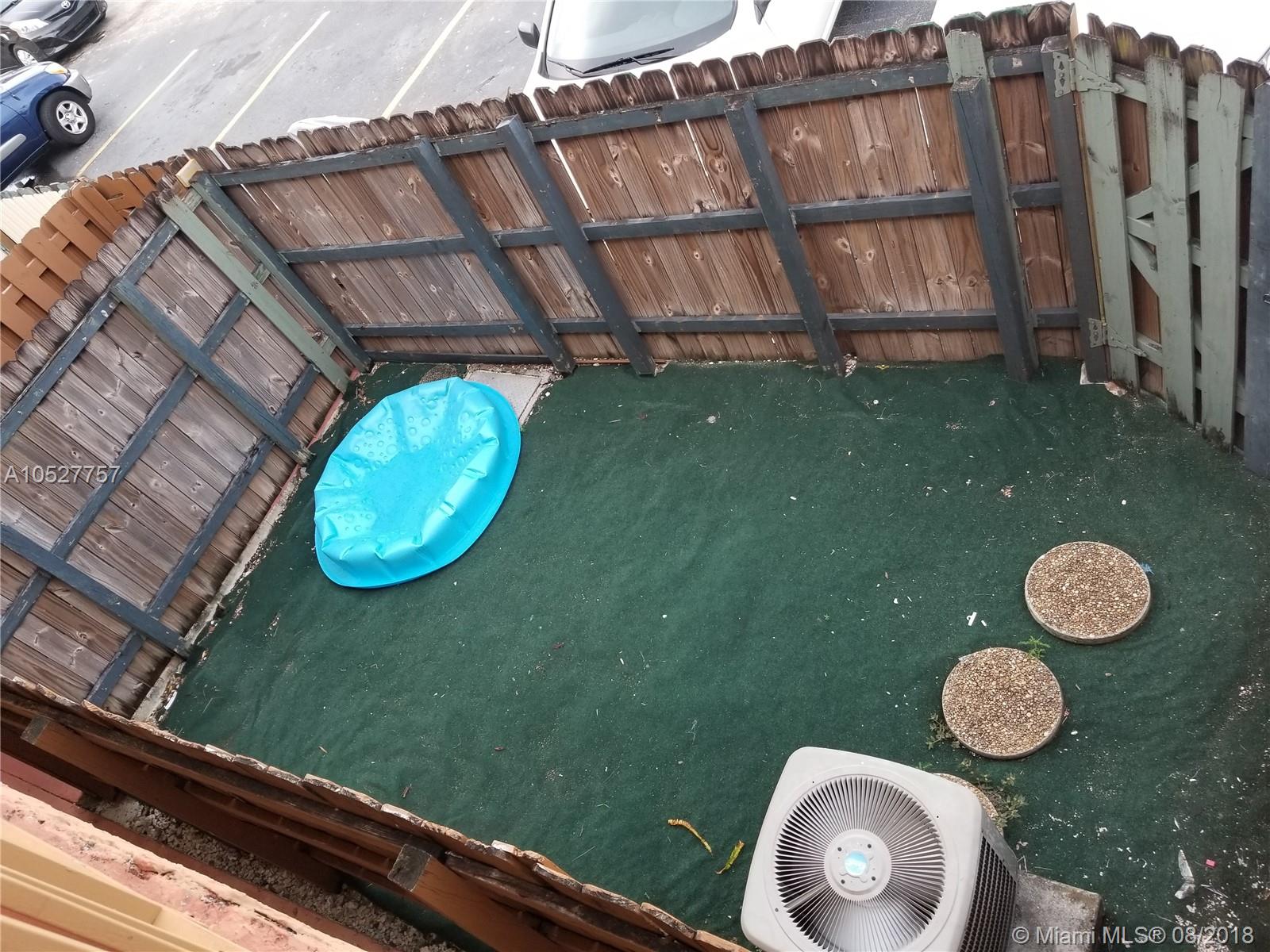 TENNIS VIEW CONDO PH I - Residential