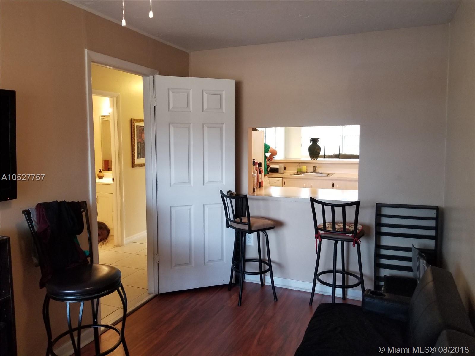 TENNIS VIEW CONDO PH I - Residential