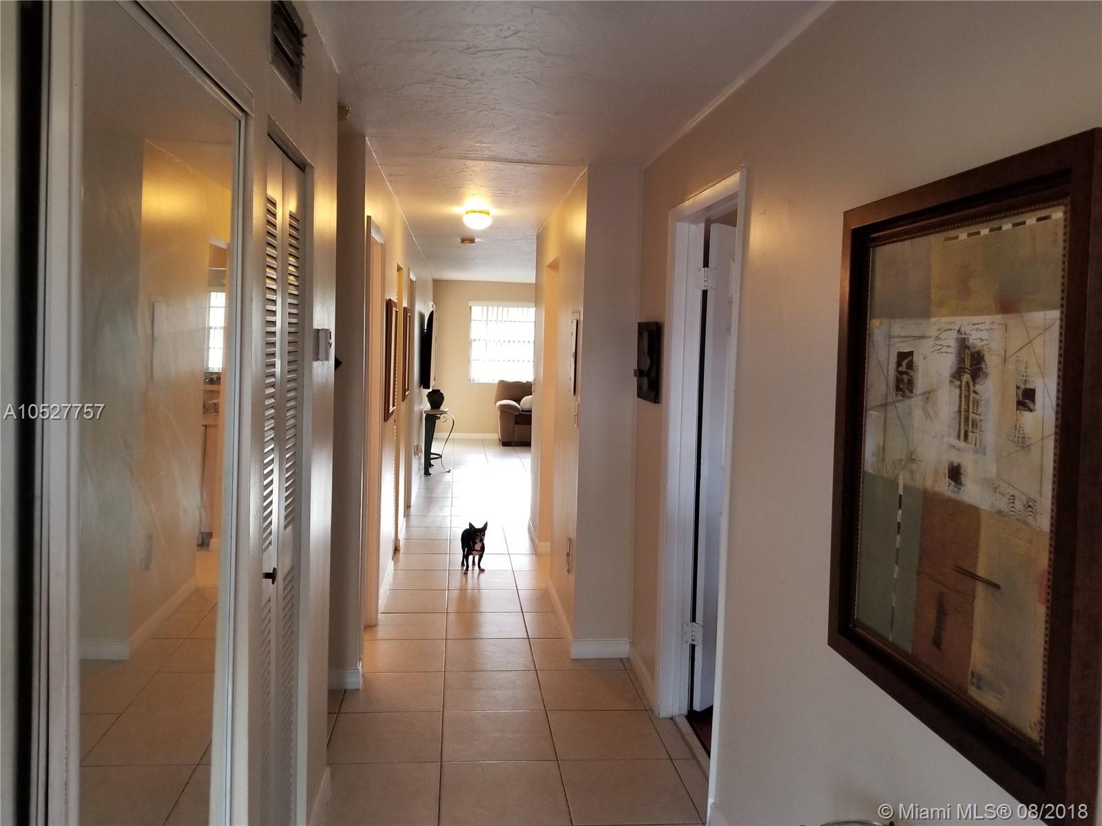 TENNIS VIEW CONDO PH I - Residential