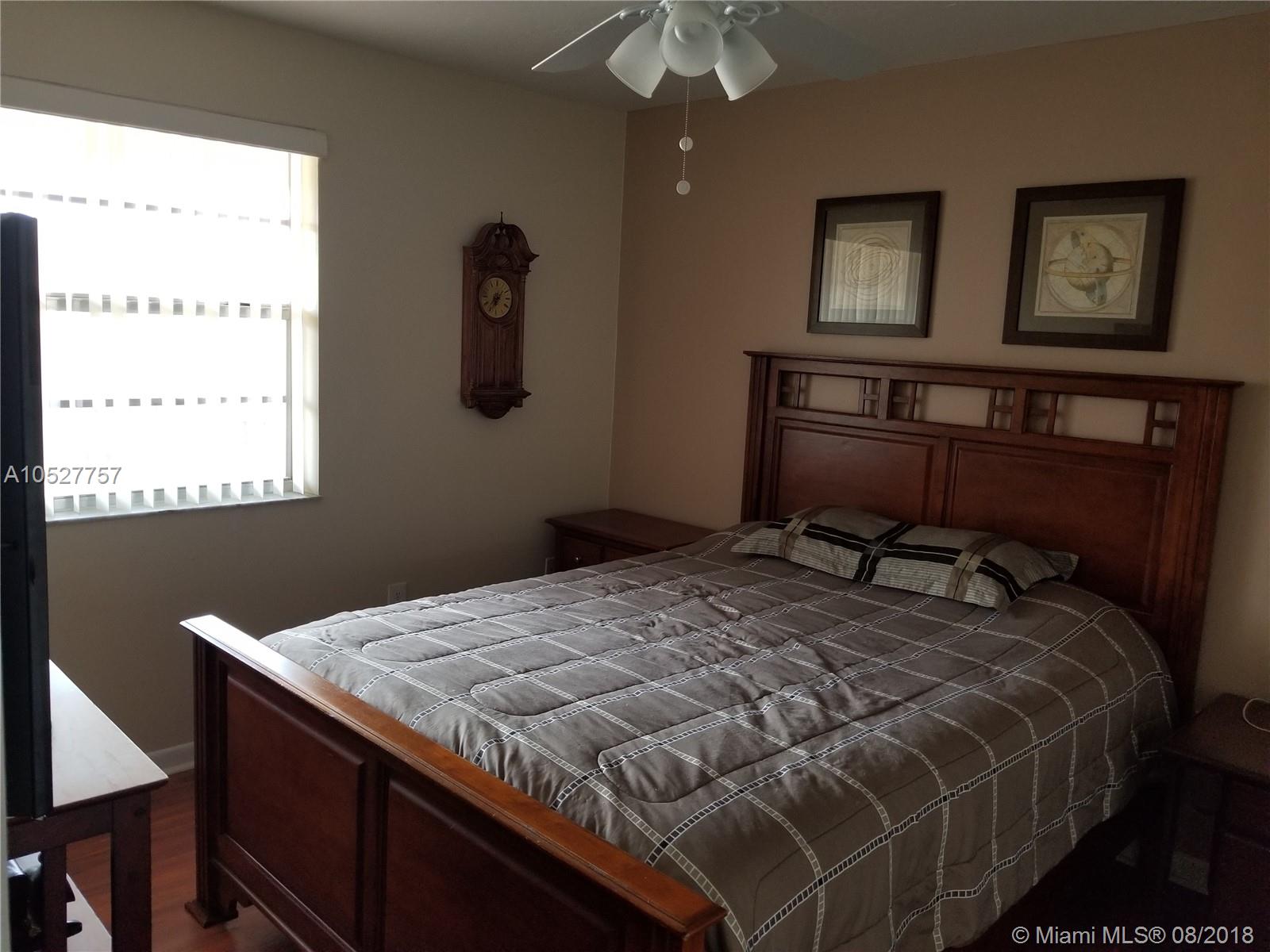 TENNIS VIEW CONDO PH I - Residential